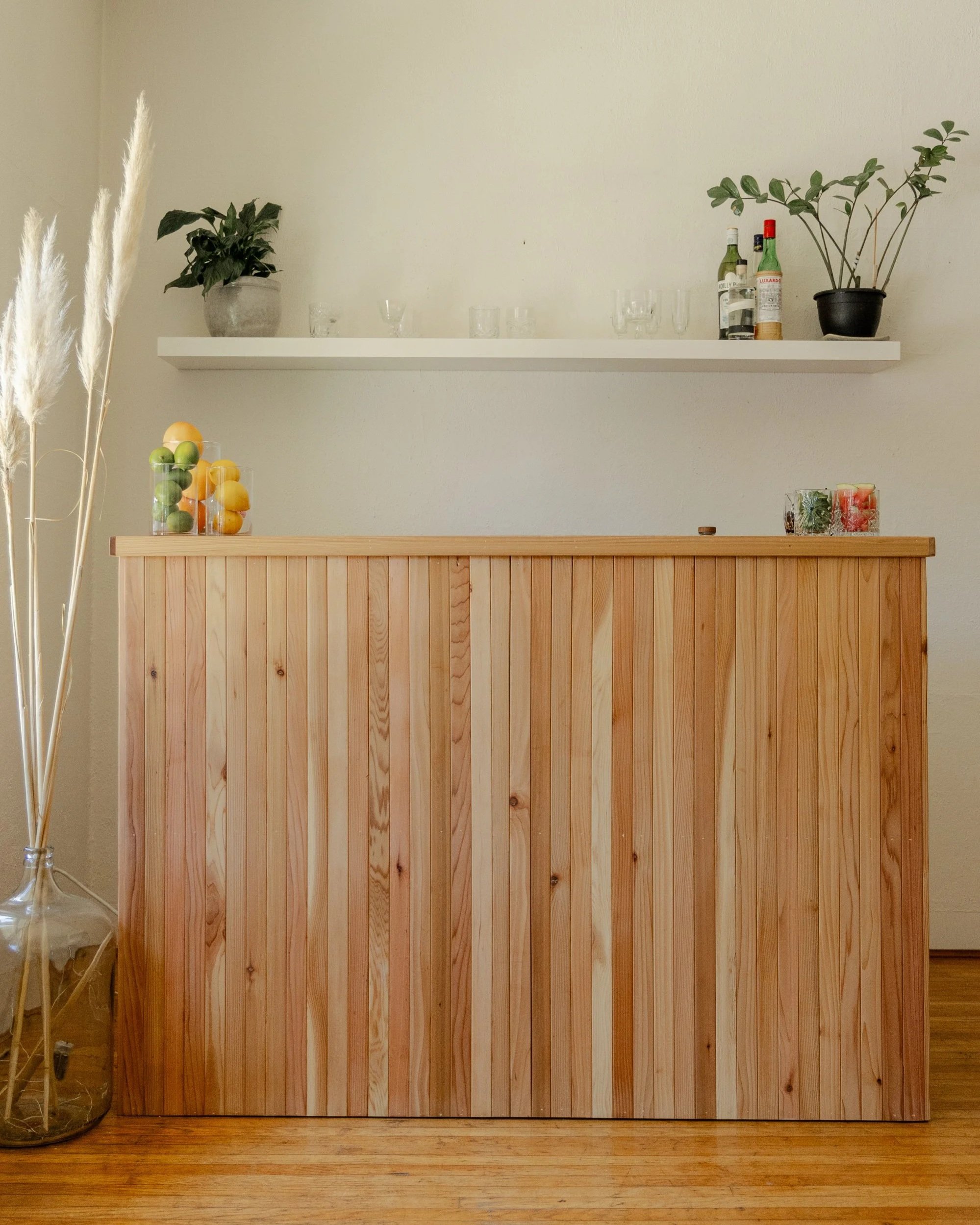 Cedar bar mobile rental — compact 5x3 ft wooden bar for indoor and outdoor weddings in Victoria, BC.