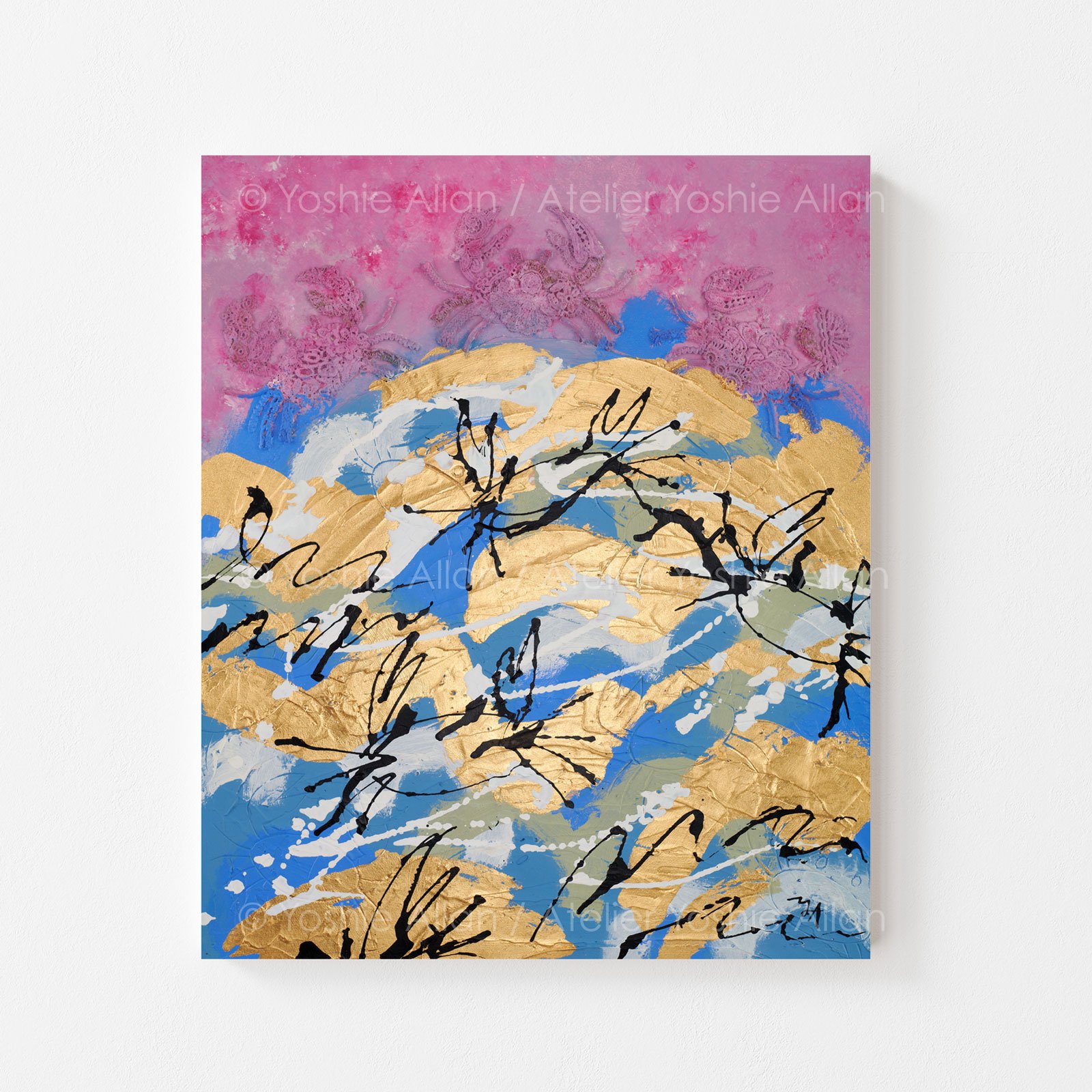 'Hide & Seek in Dreamscape: Crabs'
Acrylic, modeling paste, fabric, aluminum leaf, and ink on canvas. 51 x 61 x 2 cm (2024)