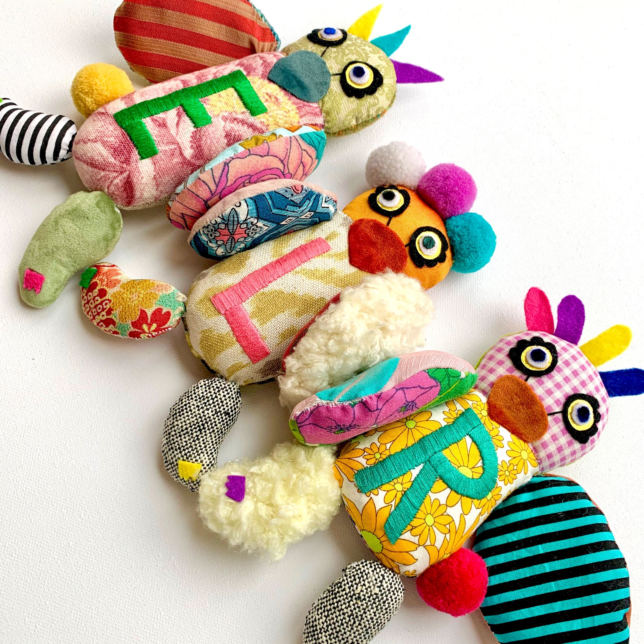 yoshieallan_fabric-bird-doll_made-to-order_sample1.jpg
