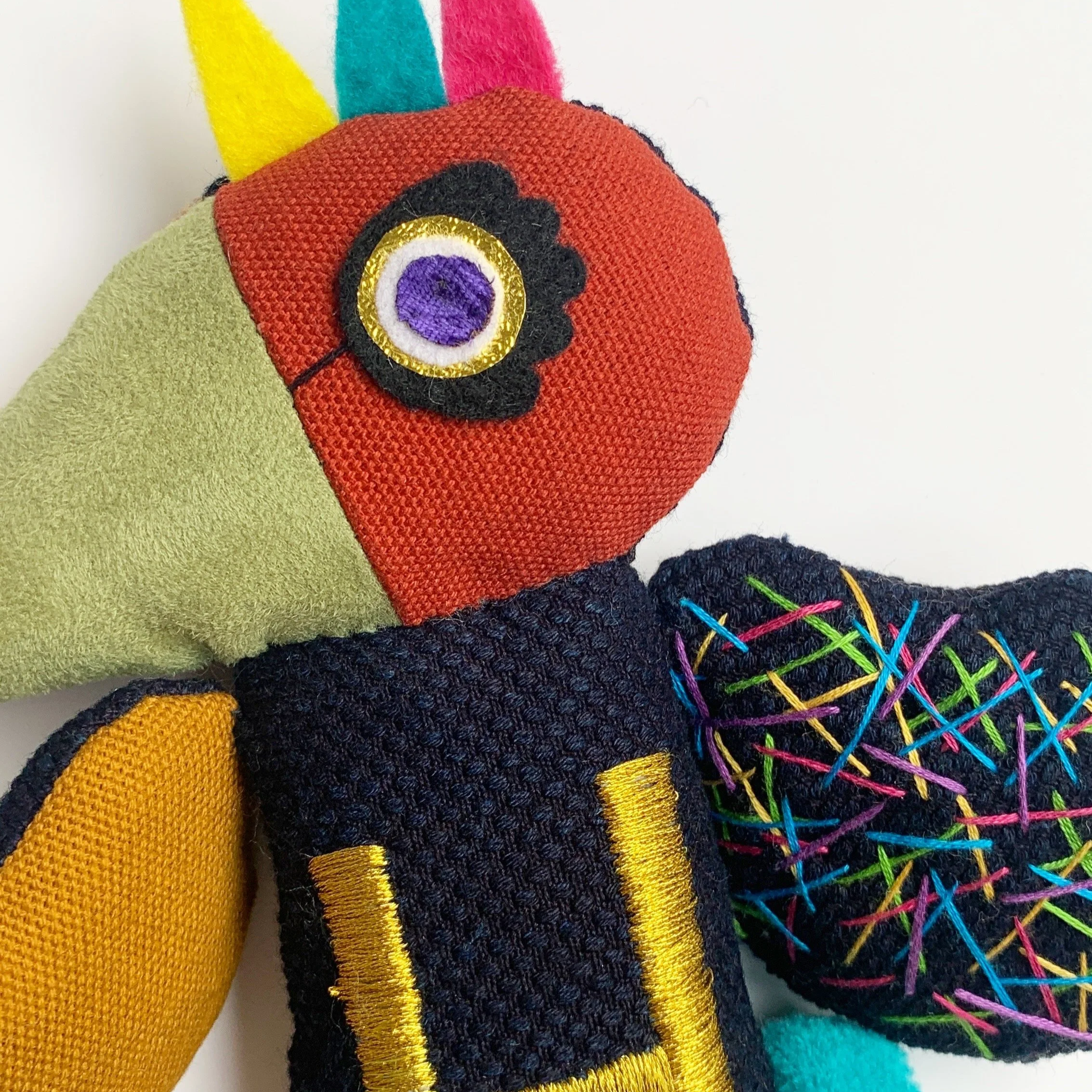 yoshie_allan-fabric_bird_doll_japanese_indigo_edition_sample-H.png