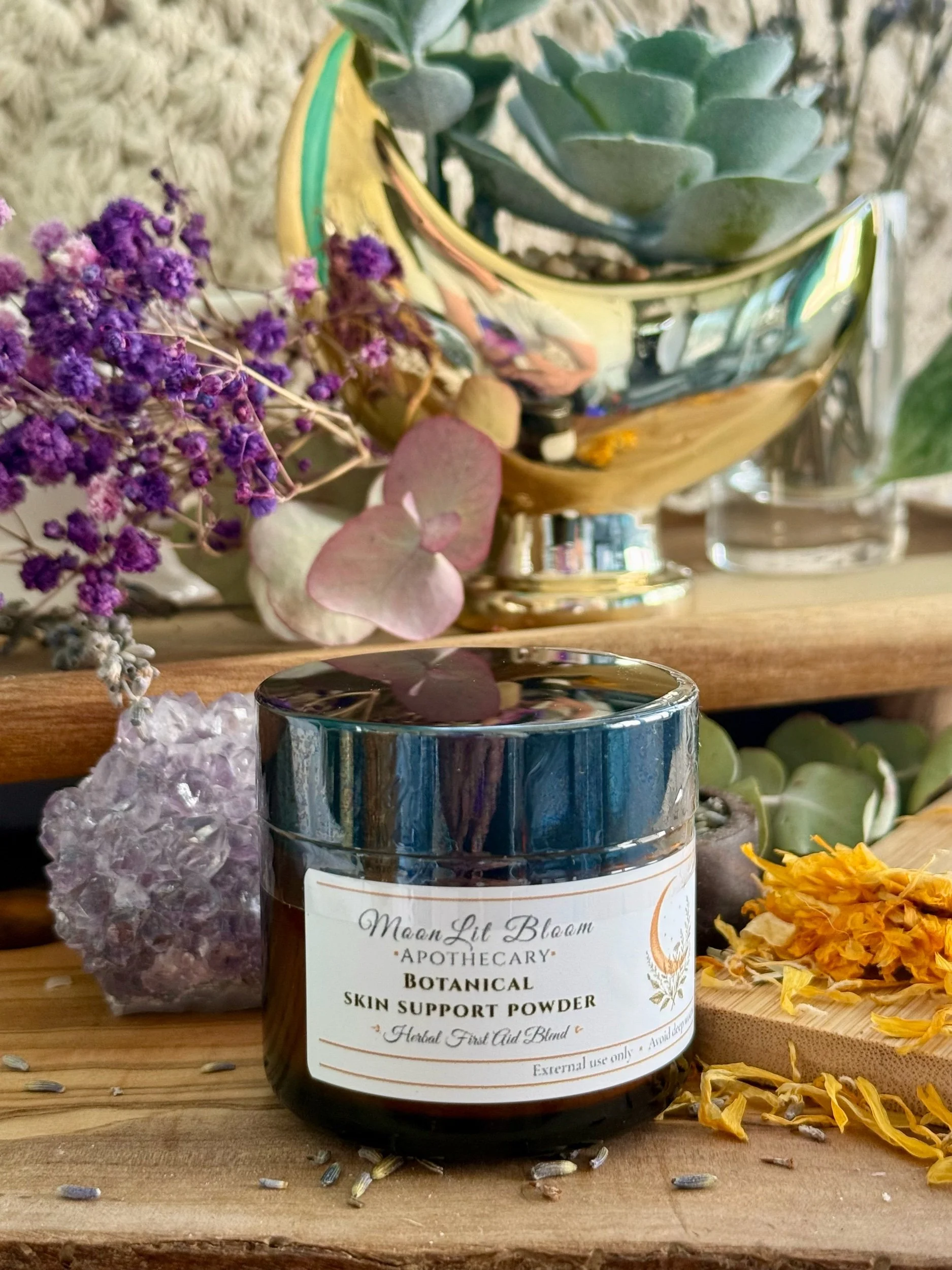 The Healing Collection: Natural First Aid