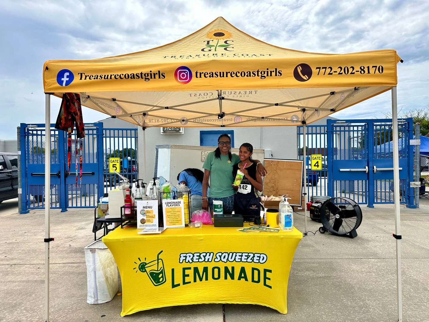 Come see us at Sebastian River High School today! We are out here selling our famous fresh squeezed lemonade and delicious boiled peanuts while supporting a great cause 💛 🍋🥜 

Stop by, grab a refreshing drink or snack, and cheer on all the amazing