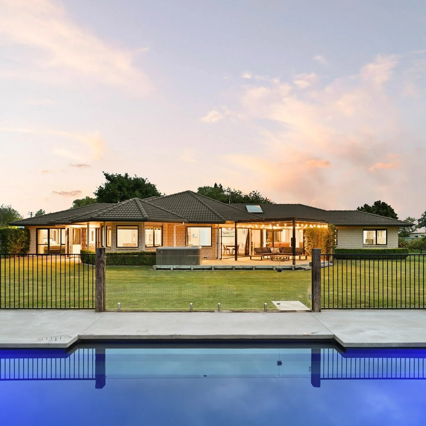 As the year wraps up and the real estate market takes a breather for the holidays, savvy clients are already locking in bookings for the start of 2025! 🏡✨ Don&rsquo;t miss out&mdash;secure your spot now to kick off the new year ahead of the curve. L