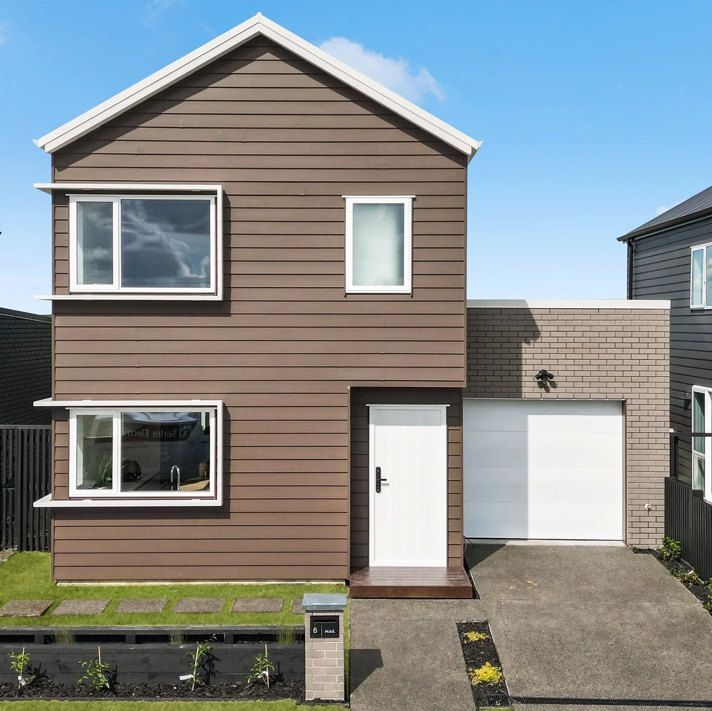 As the year wraps up and the holiday season approaches, our calendar is filling up FAST! If you&rsquo;ve got properties to showcase before Christmas, now&rsquo;s the time to lock in your spot. Don&rsquo;t wait until it&rsquo;s too late &ndash; let&rs