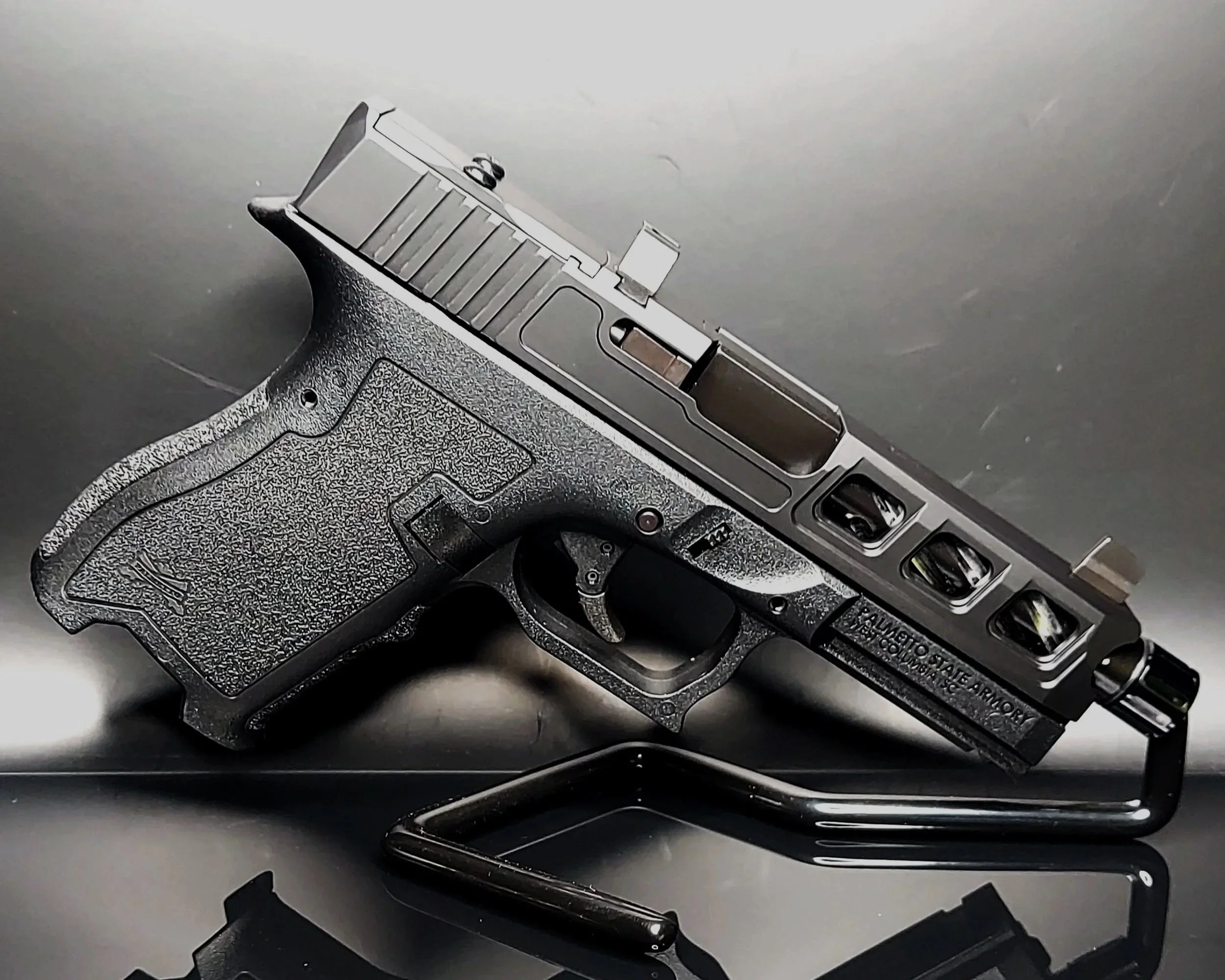 "DEFENDER" PSA Platform Compact 9mm Pistol