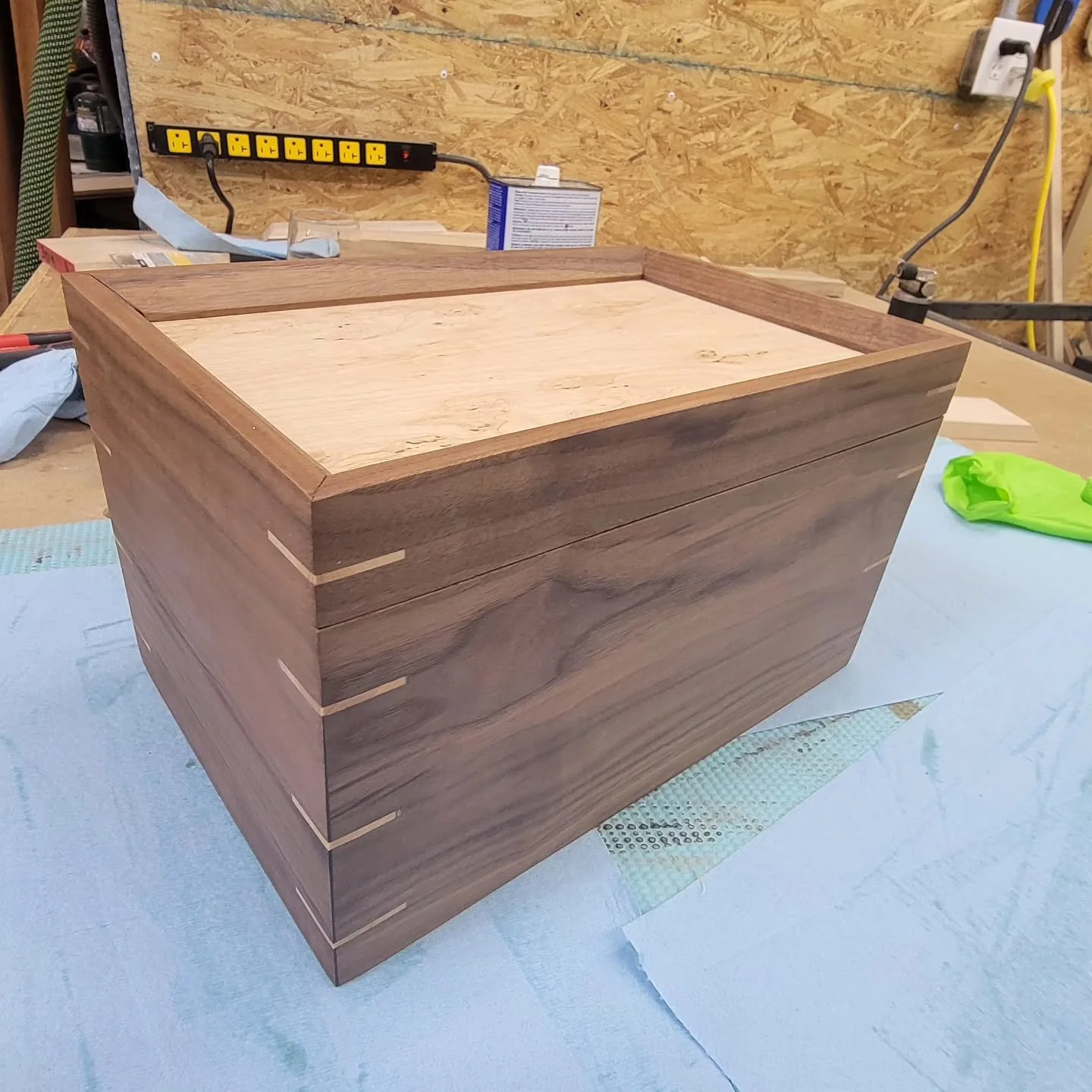 Rubio Monocoat Pure on black walnut, and 5% Smoke on tiger maple.  This was a fun project. @rubiomonocoatusa is such an awesome finish. 

 #woodworking #woodworkingcommunity #woodworker #smallshop