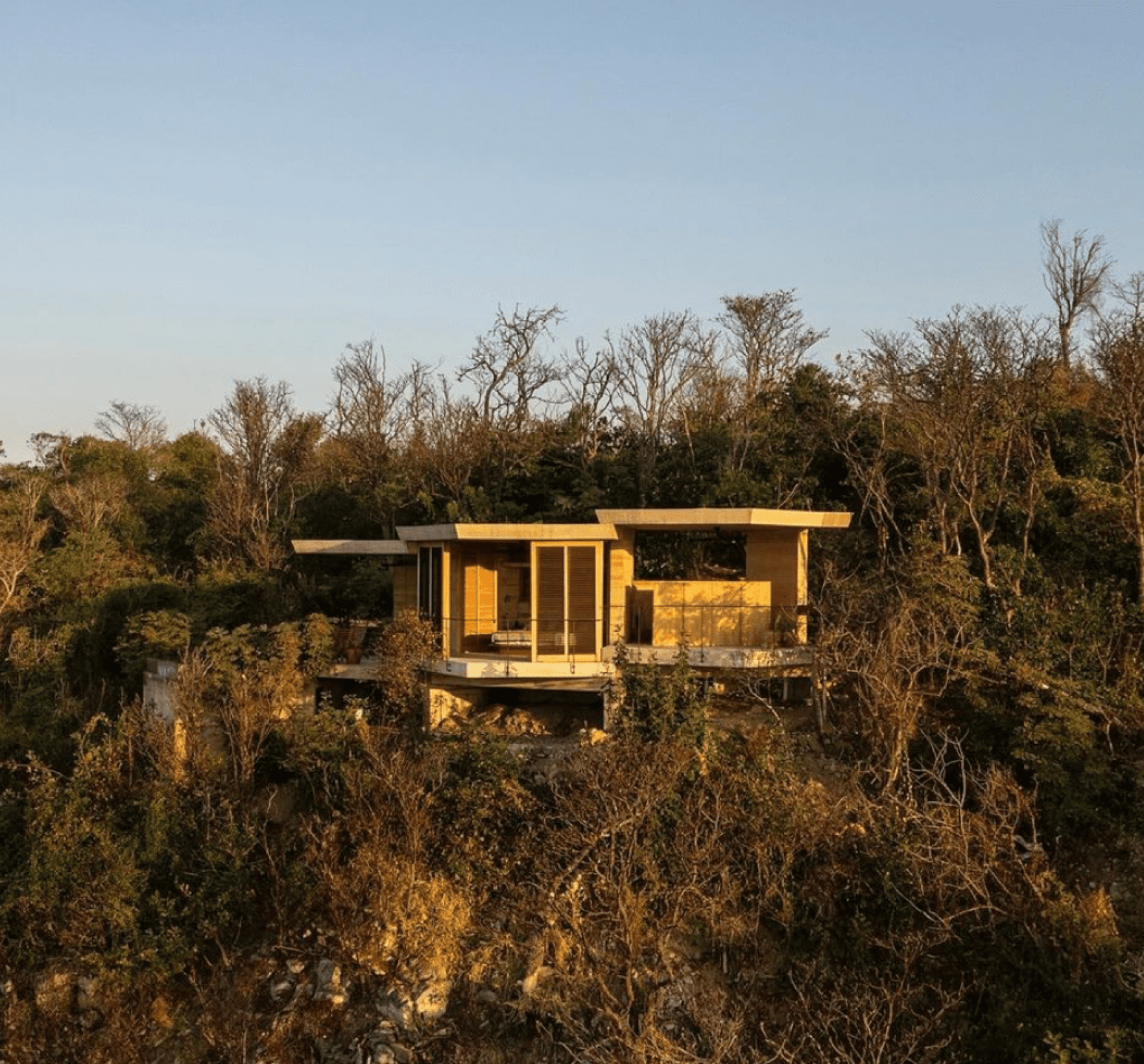Aerial view of Villa Pentagonos at La Valise Mazunte, a private luxury retreat surrounded by nature on the Oaxacan coast.