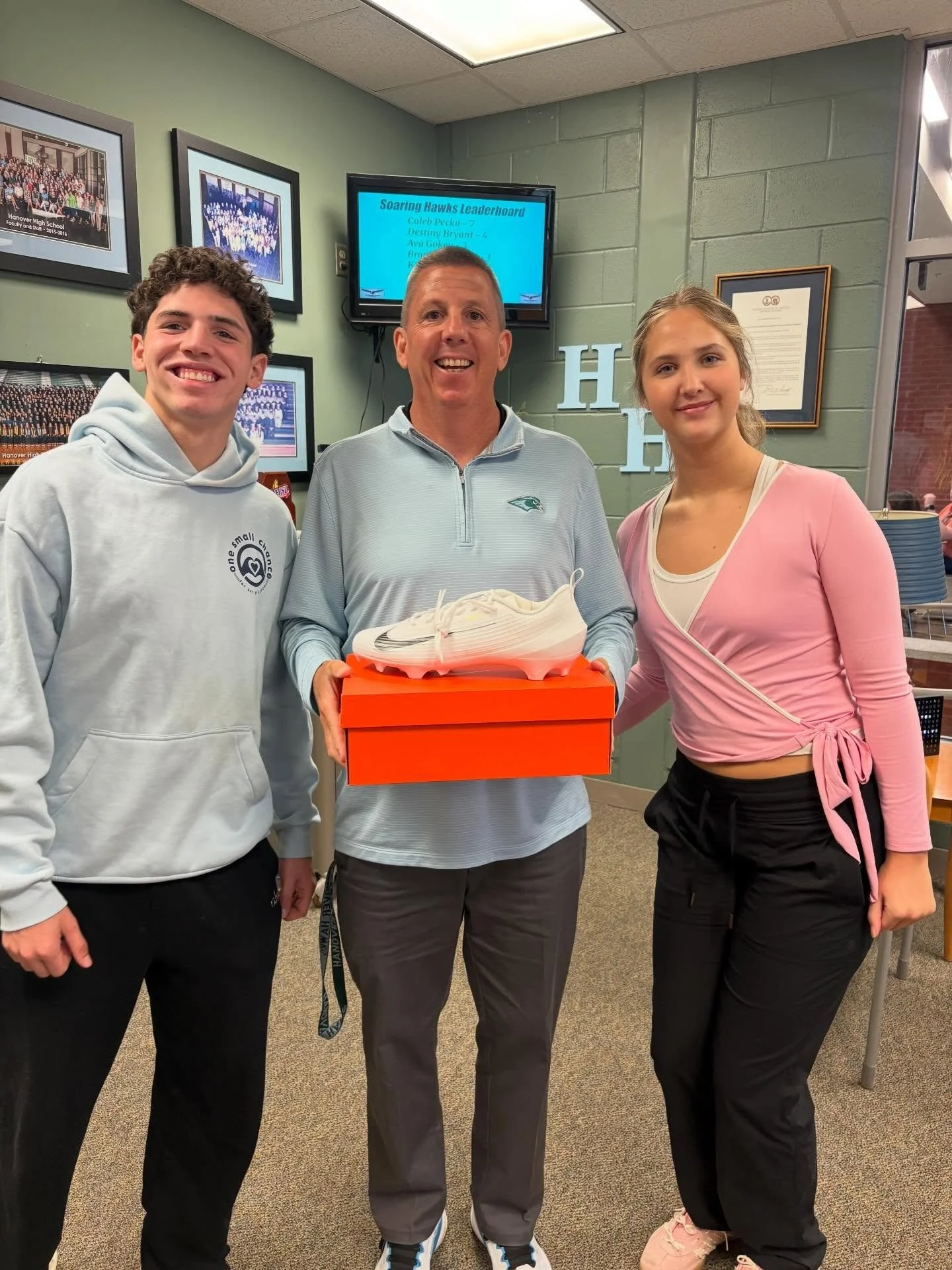 One pair of cleats can bring endless opportunities. 

Proud to support a Hanover student athlete with an athletic scholarship for cleats, because sometimes all it takes is one small chance to change everything. 🙌🏈

#hanover #studentathlete #payitfo