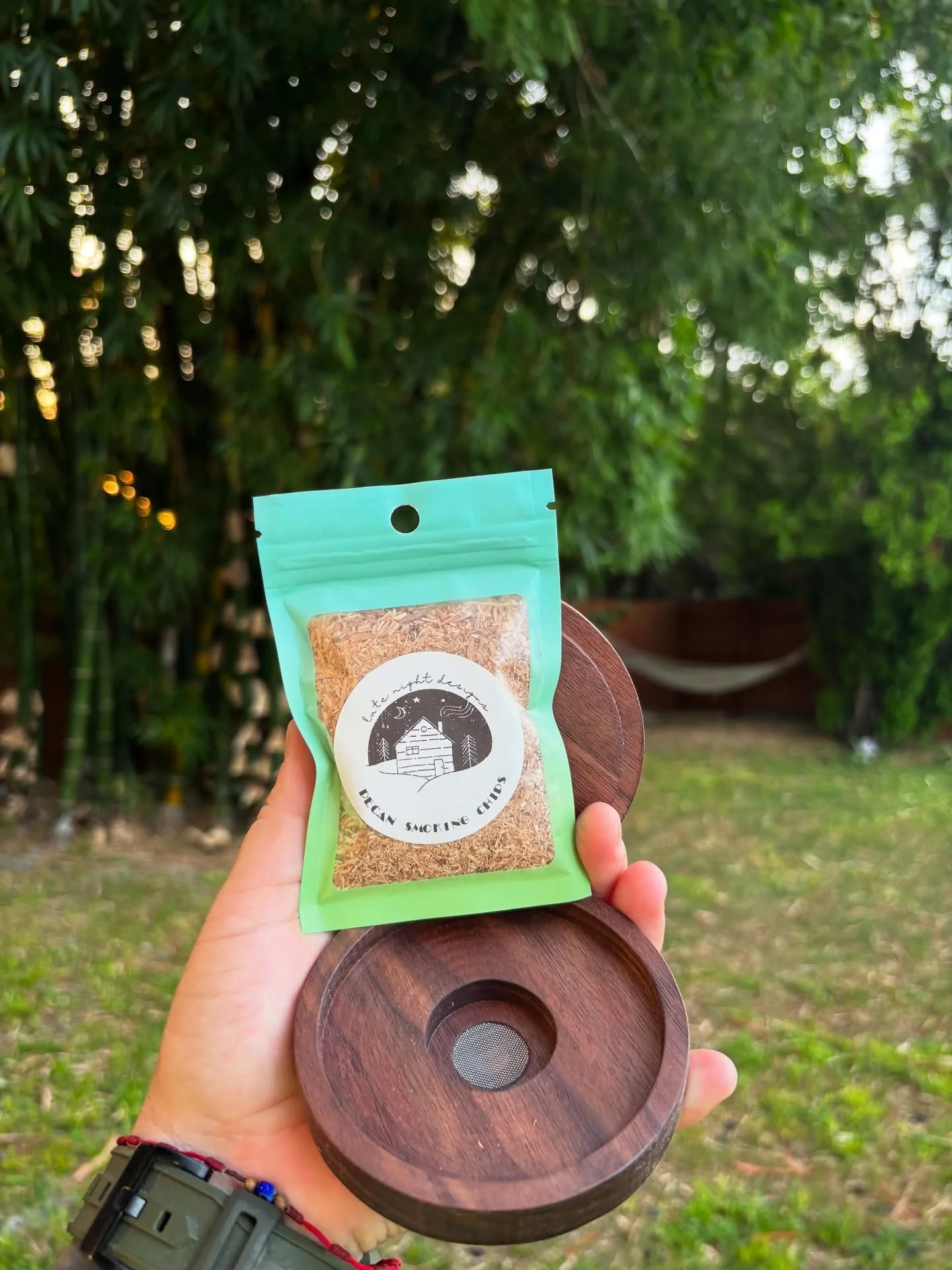 Walnut is known for its rich color, durability, and timeless beauty—perfect for keepsakes meant to last generations.
Naturally resistant to warping and aging, it only gets better with time.
🪵 Come grab a walnut keepsake tonight at the Friday