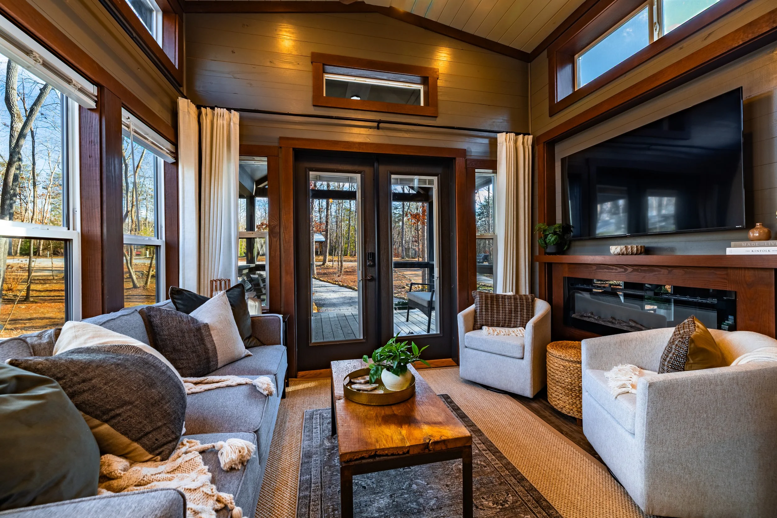 Hickory Hideaway_Deerlick Falls_Retreat Vacations-16.jpg