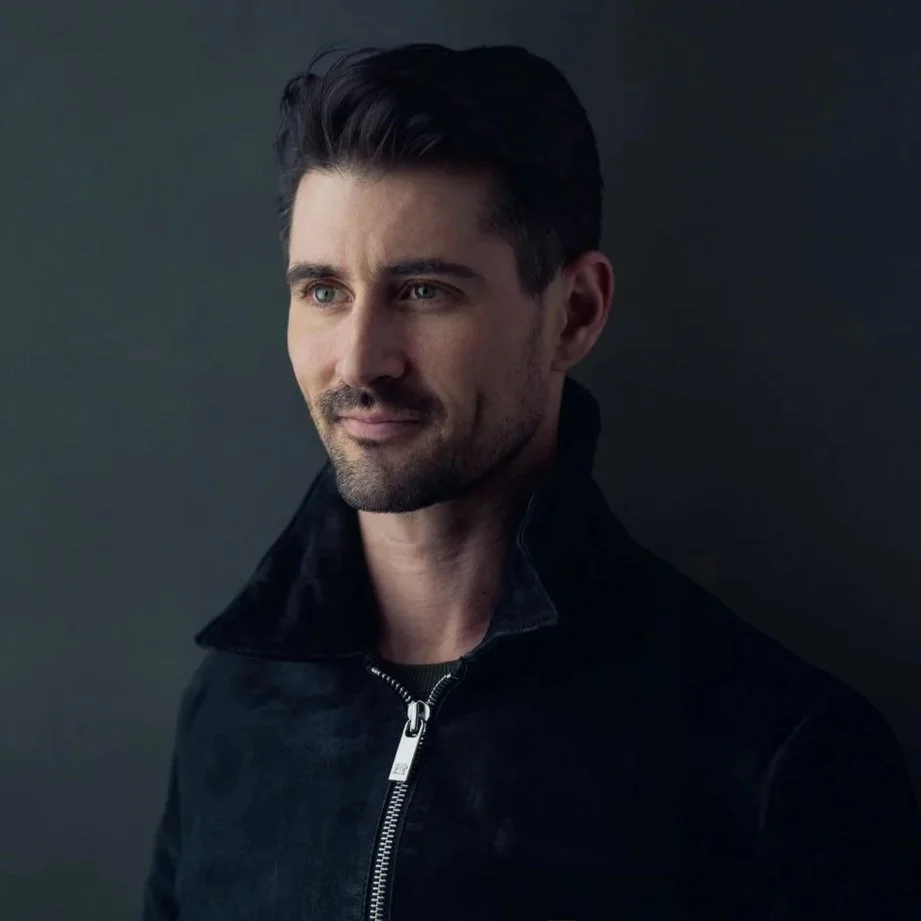 NYC Headshot Photographer - Sean Turi