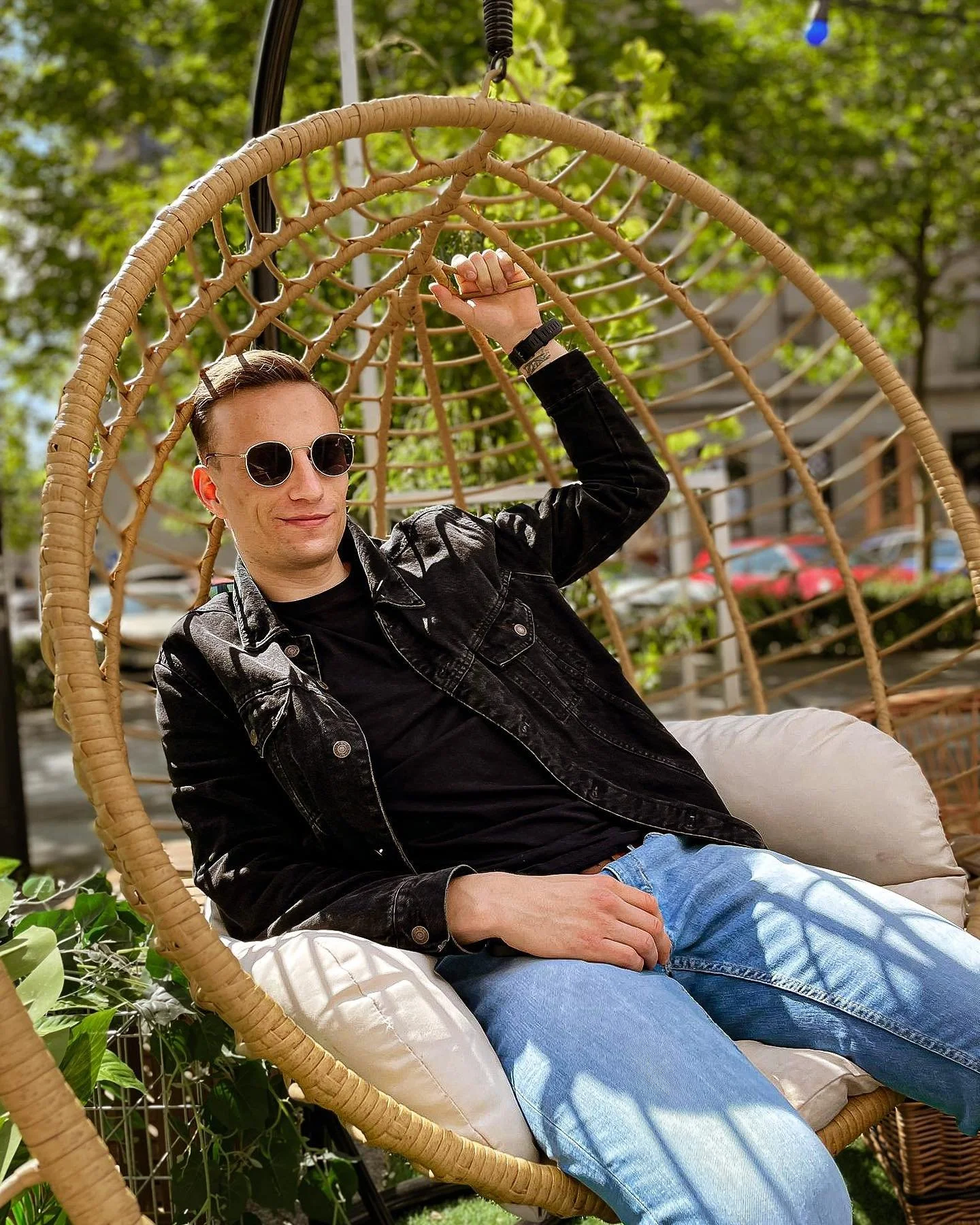 🤔Czy praca w świecie sportu zawładnie twoim myśleniem, czasem i emocjami, czy to ty stworzysz sobie jak najlepszą perspektywę życia i pracy w ciekawym i tw&oacute;rczym środowisku?

⏳Czas między zatrudnieniem w kolejnych klubach sportowych to moment