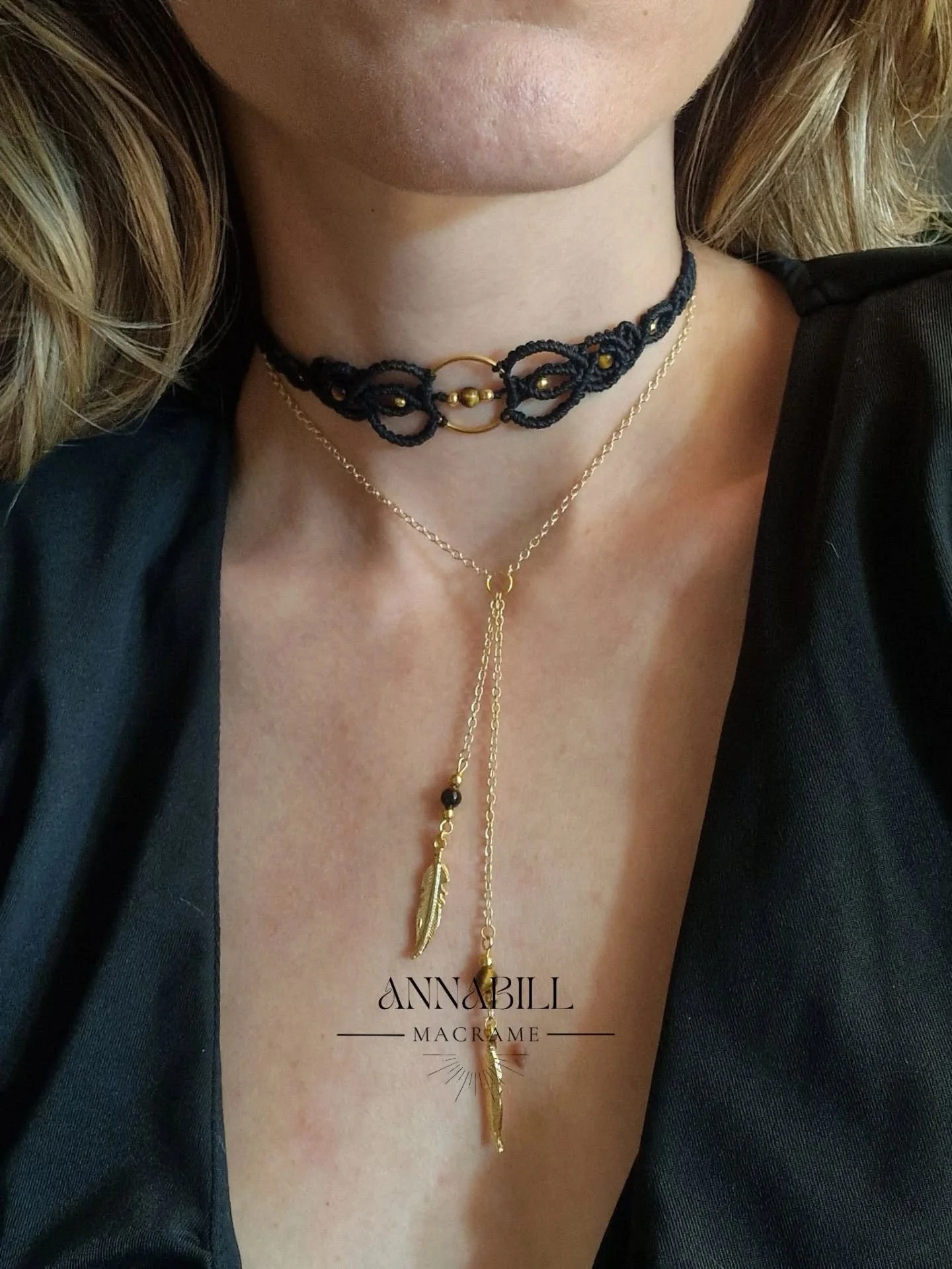 Ti presento una versione inedita della Collana Infinity, nata dalla fusione di pi&ugrave; modelli e dalla vostra immaginazione✨️ Now Available ✅️

💎 5 Pietre di Occhio di Tigre legate all'Energia dei primi 3 Chakra 

✨️Finiture placcate in oro 24k 
