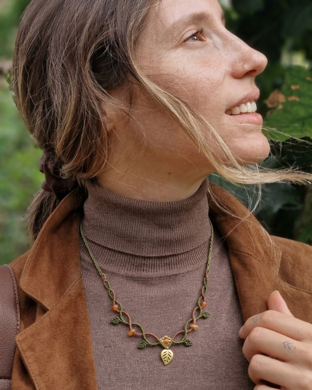 collana Ambra- autunno_quarzo citrino_ foglie_ (5).png