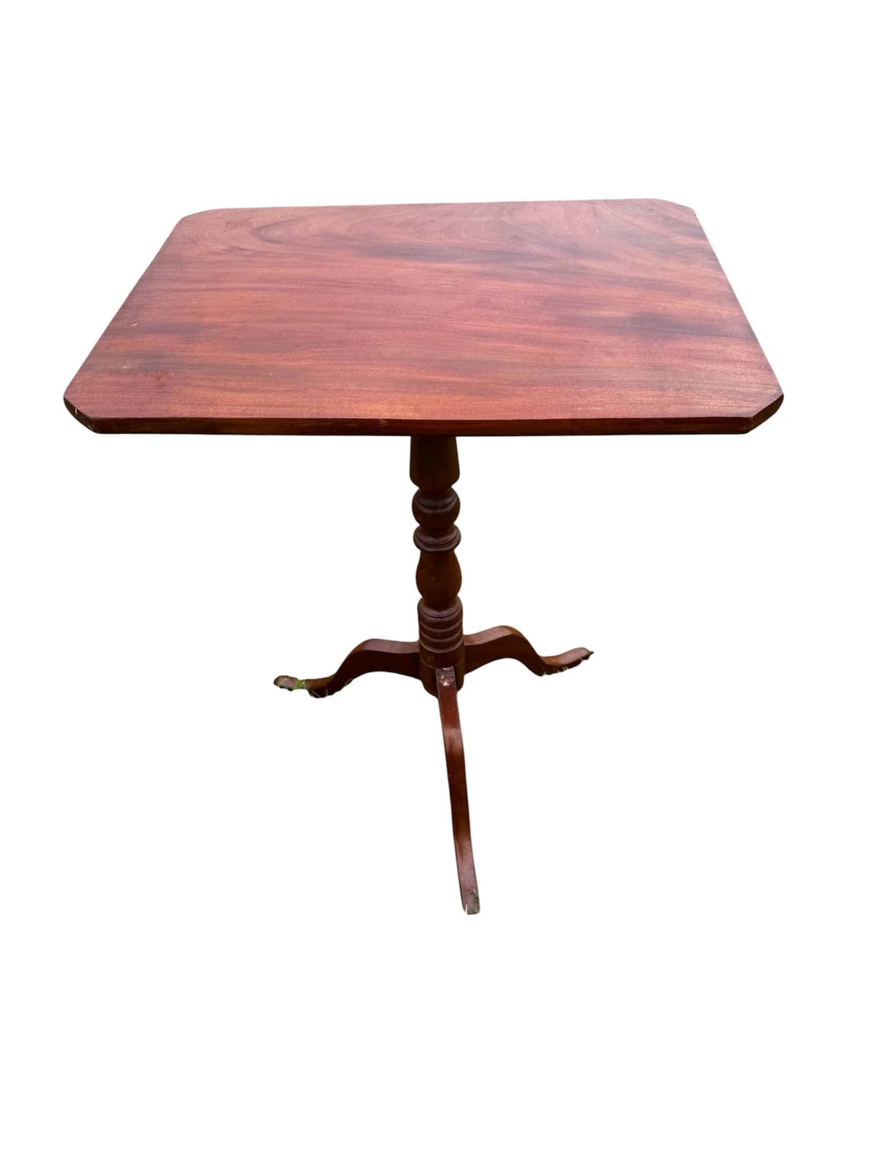 Victorian_tilt_top_table.jpeg