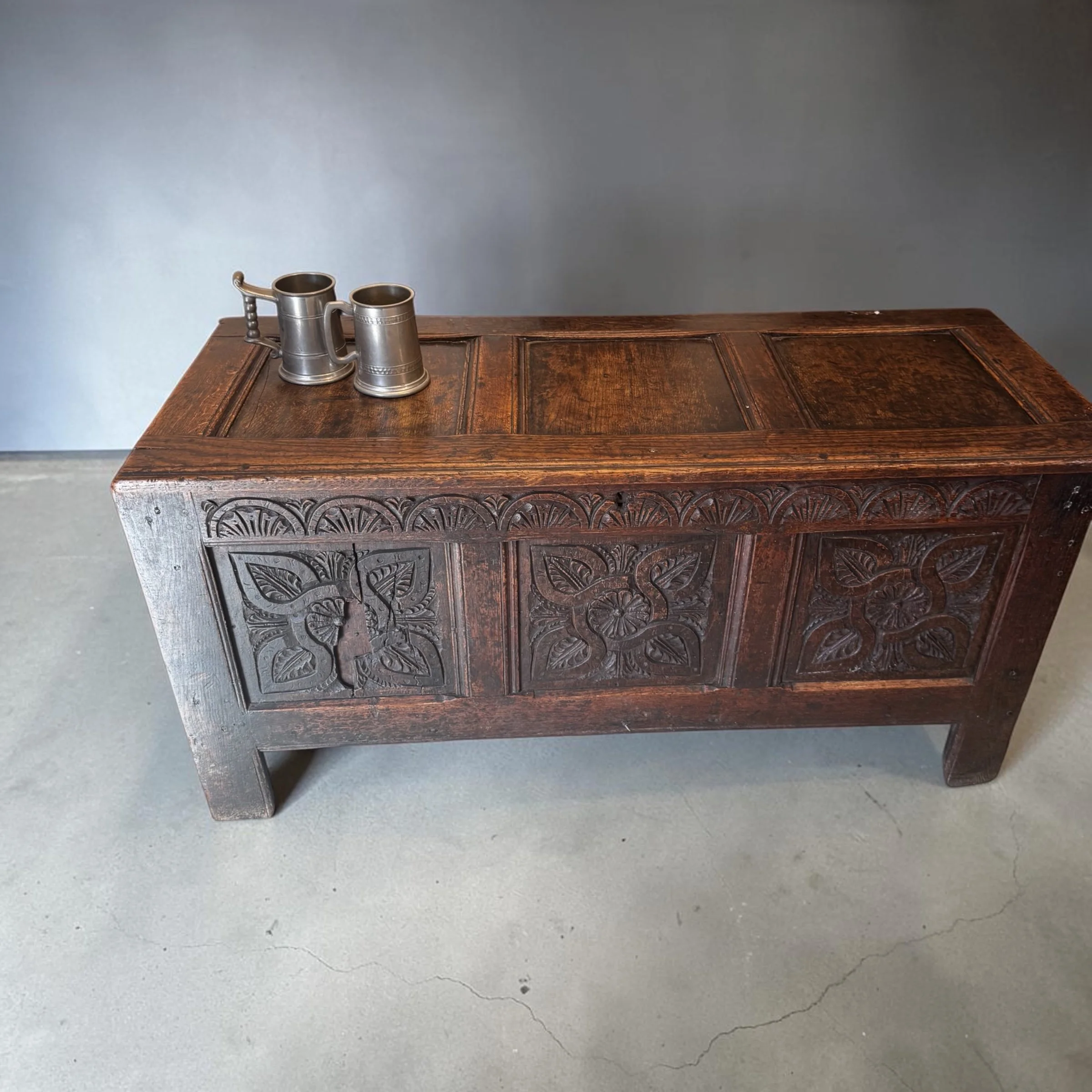 jacobean-oak-coffer.jpeg