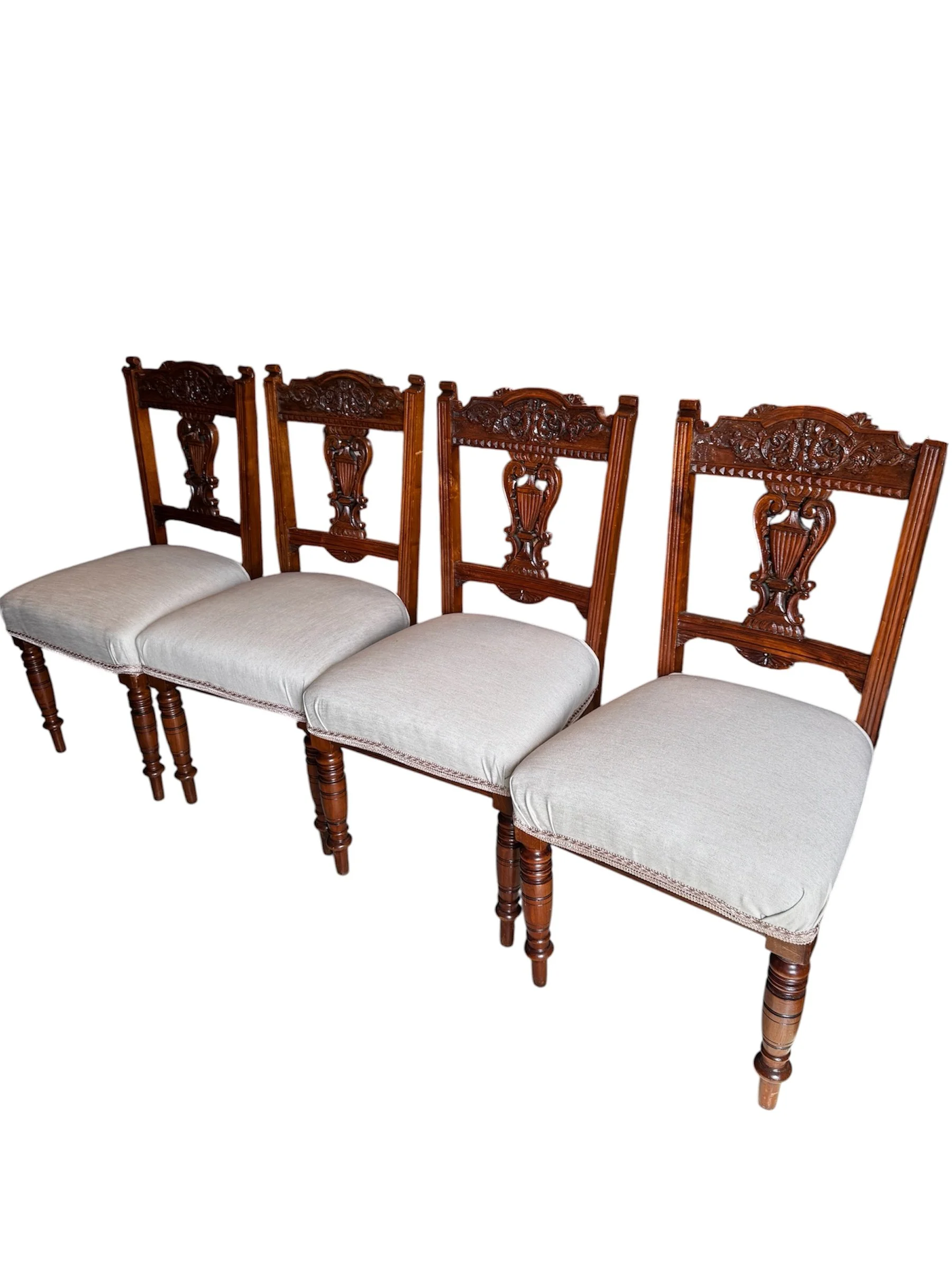 Antique Set Of Four Edwardian Carved Dining Chairs - Reupholstered In Linen