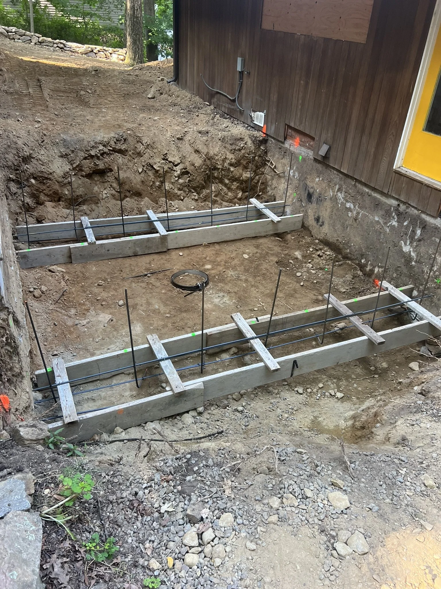 mud room footings.jpeg