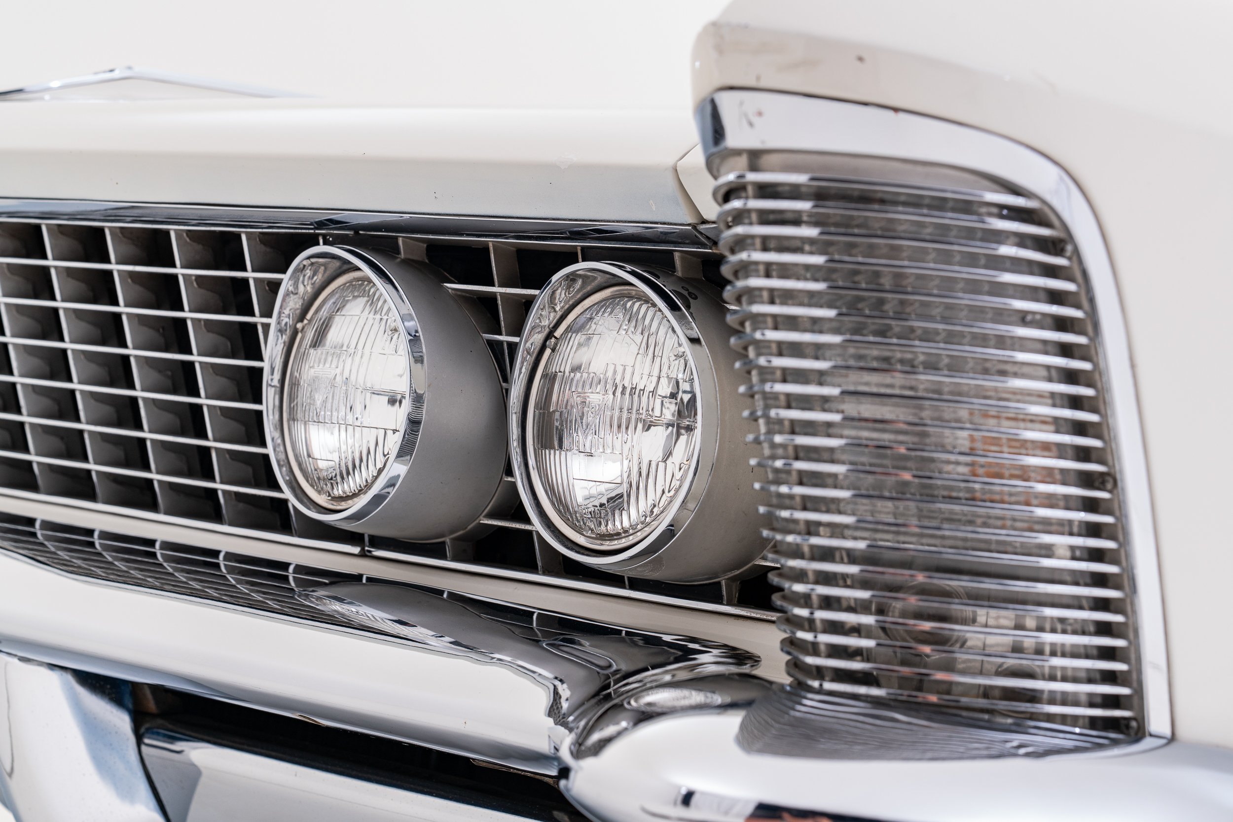 1963 Buick Riviera-11.jpg