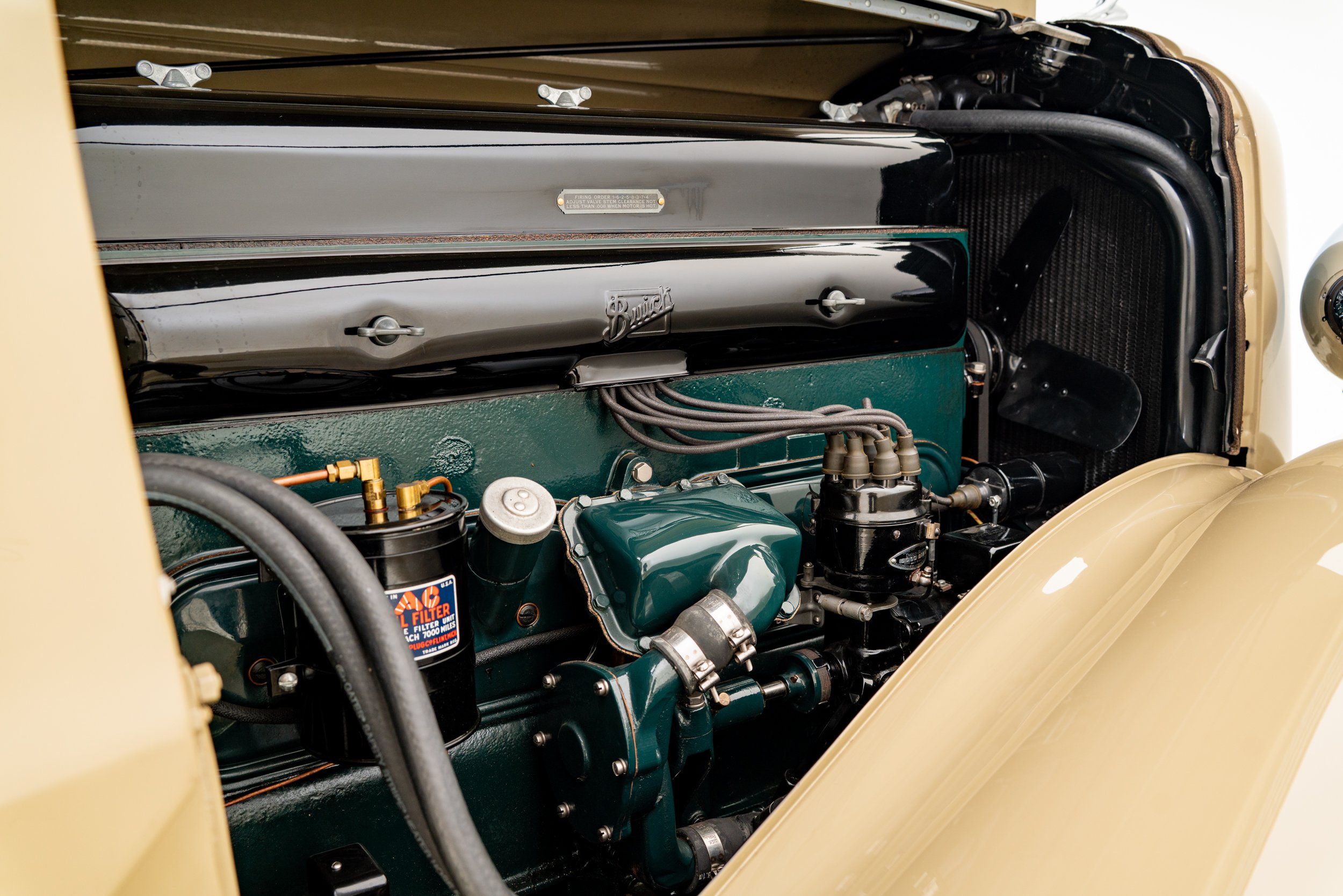 1934 Buick Series 90-53.jpg