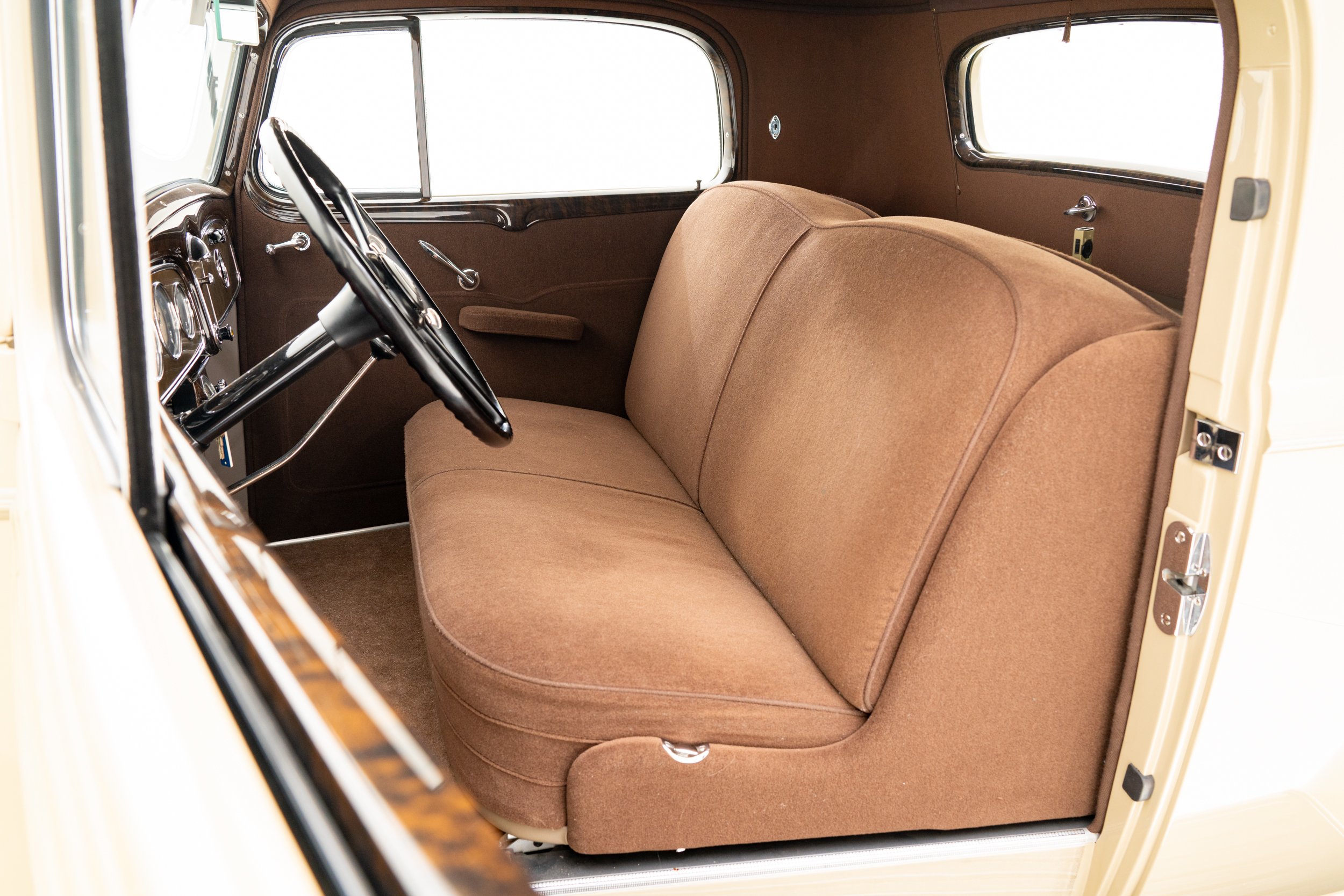 1934 Buick Series 90-36.jpg