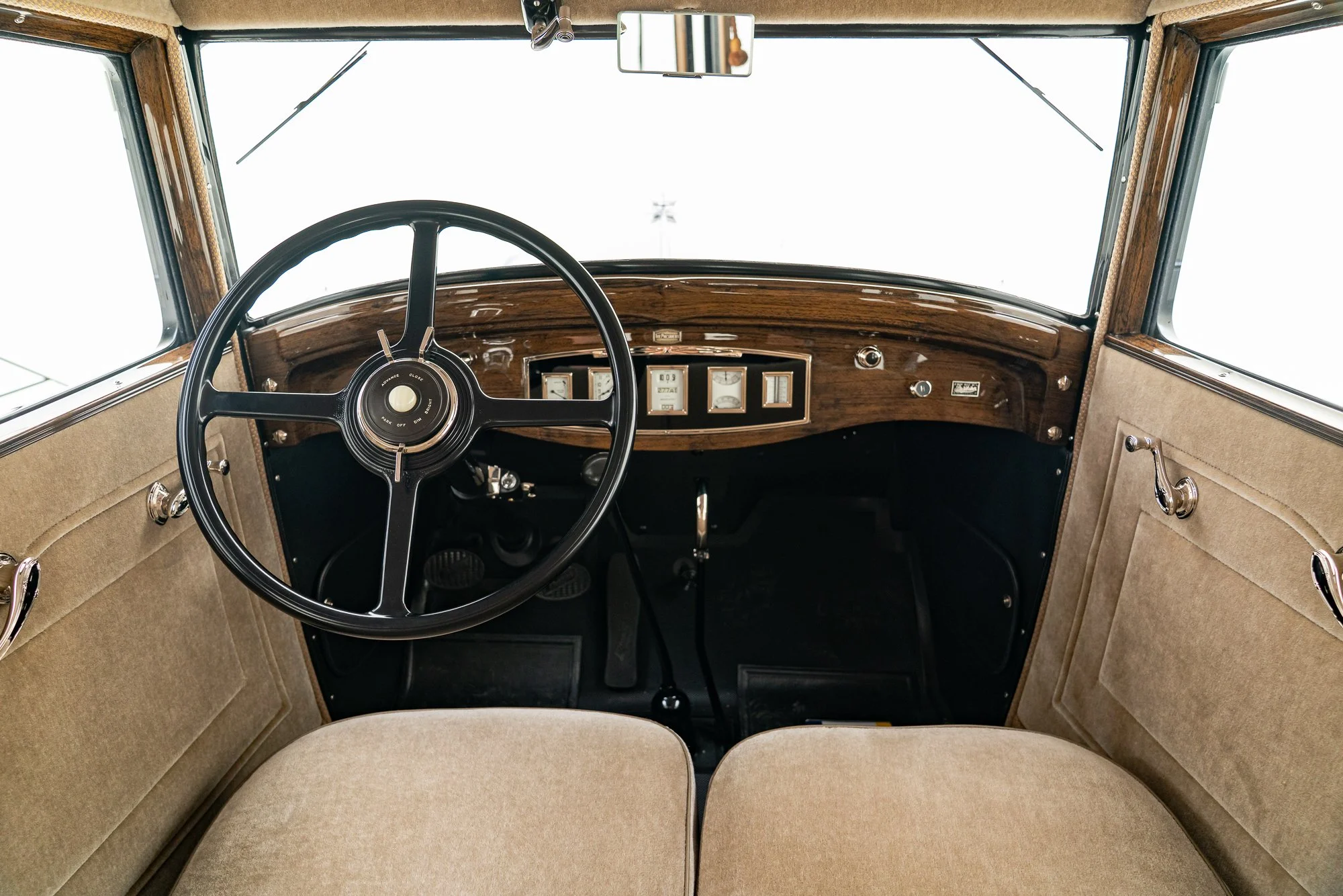 1930 Studebaker President-069.jpg