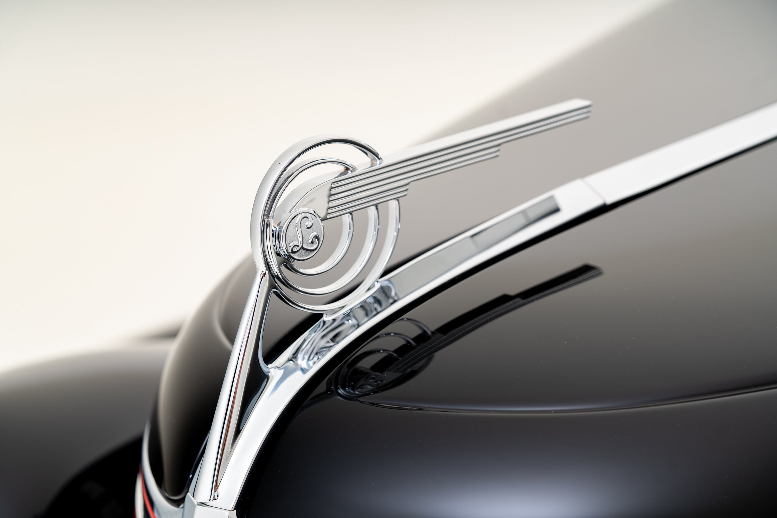 1937 Nash Lafayette 400-8.jpg