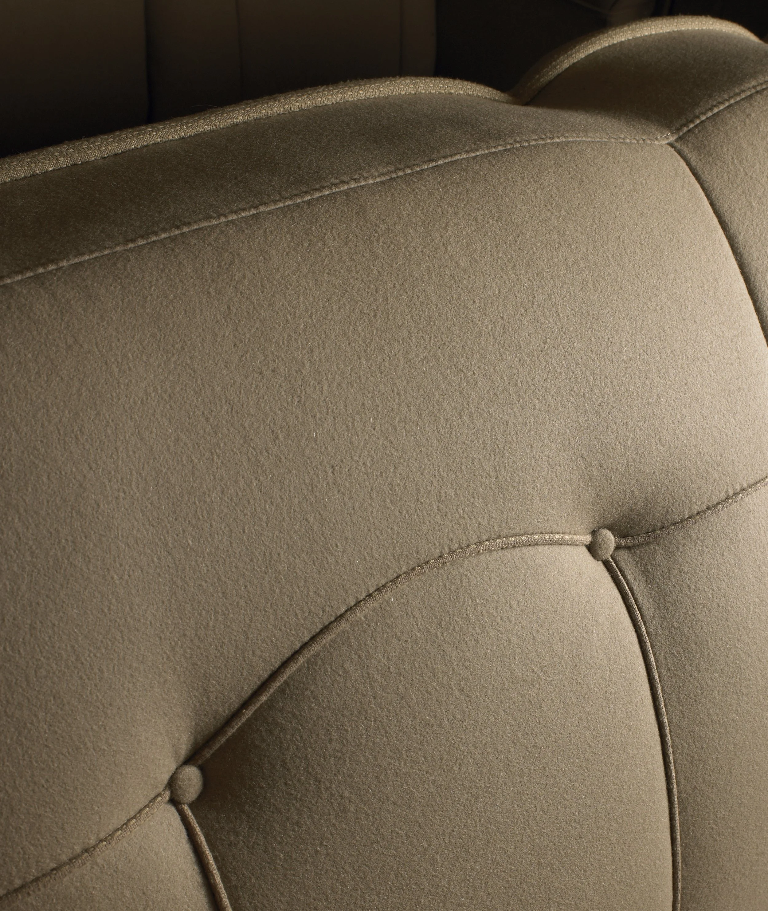 35 Nash Ambassador Eight-front seat.jpg