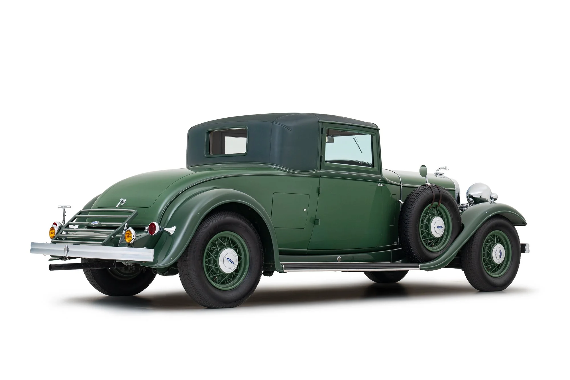 1932 Lincoln KB by Judkins-007.jpg