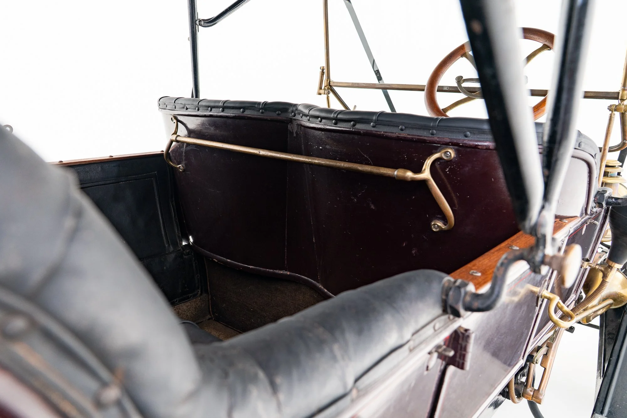 1910 Buick Model 10-051.jpg