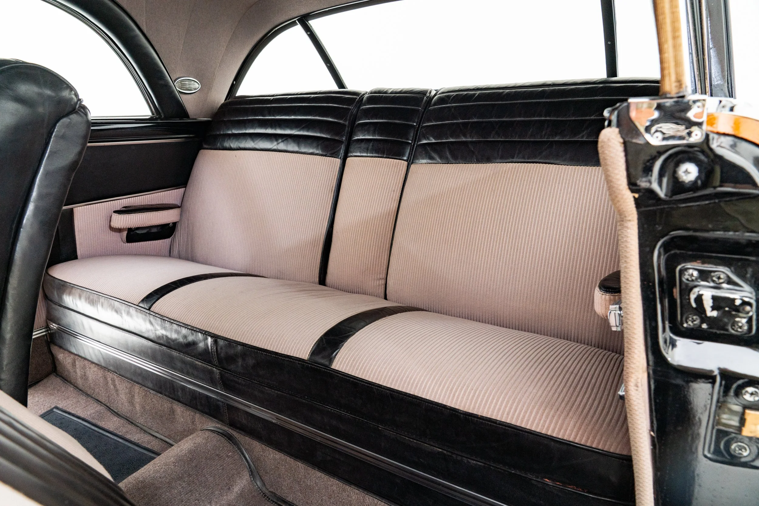 1950 Chrysler Town and Country Newport_Small Images_38.jpg