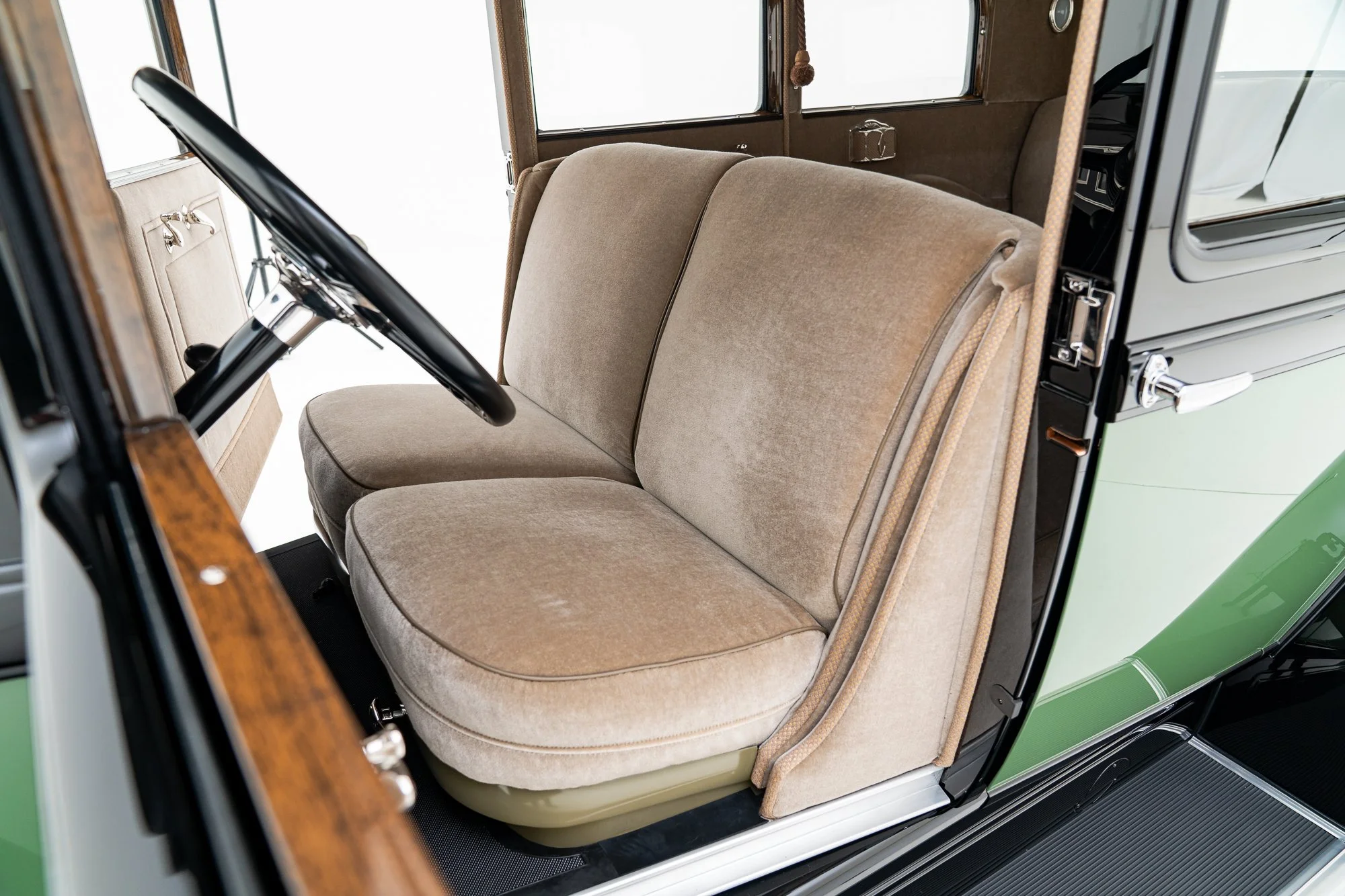 1930 Studebaker President-079.jpg
