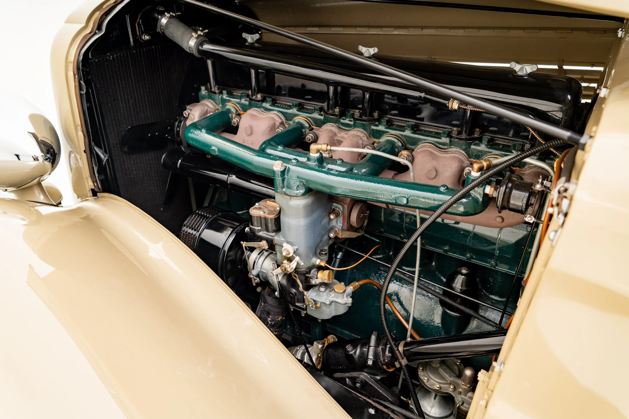 1934 Buick Series 90-64.jpg