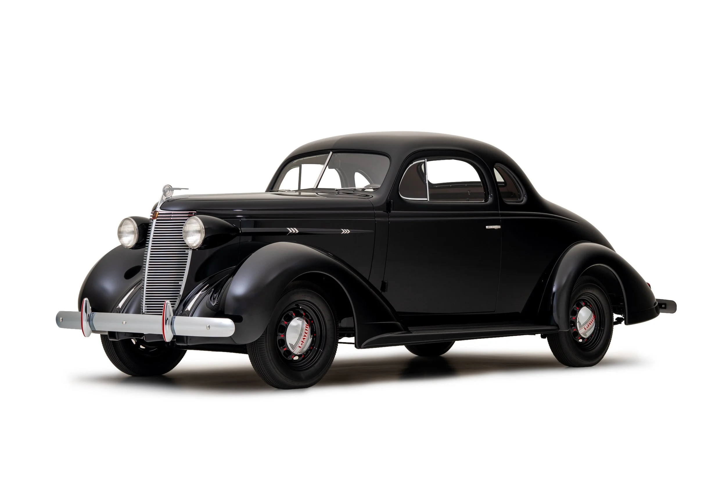 1937 Nash Lafayette 400-2.jpg