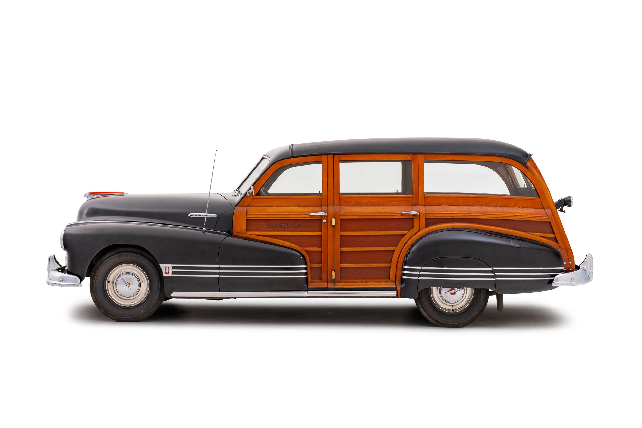 1946 Pontiac Woody Wagon-8.jpg