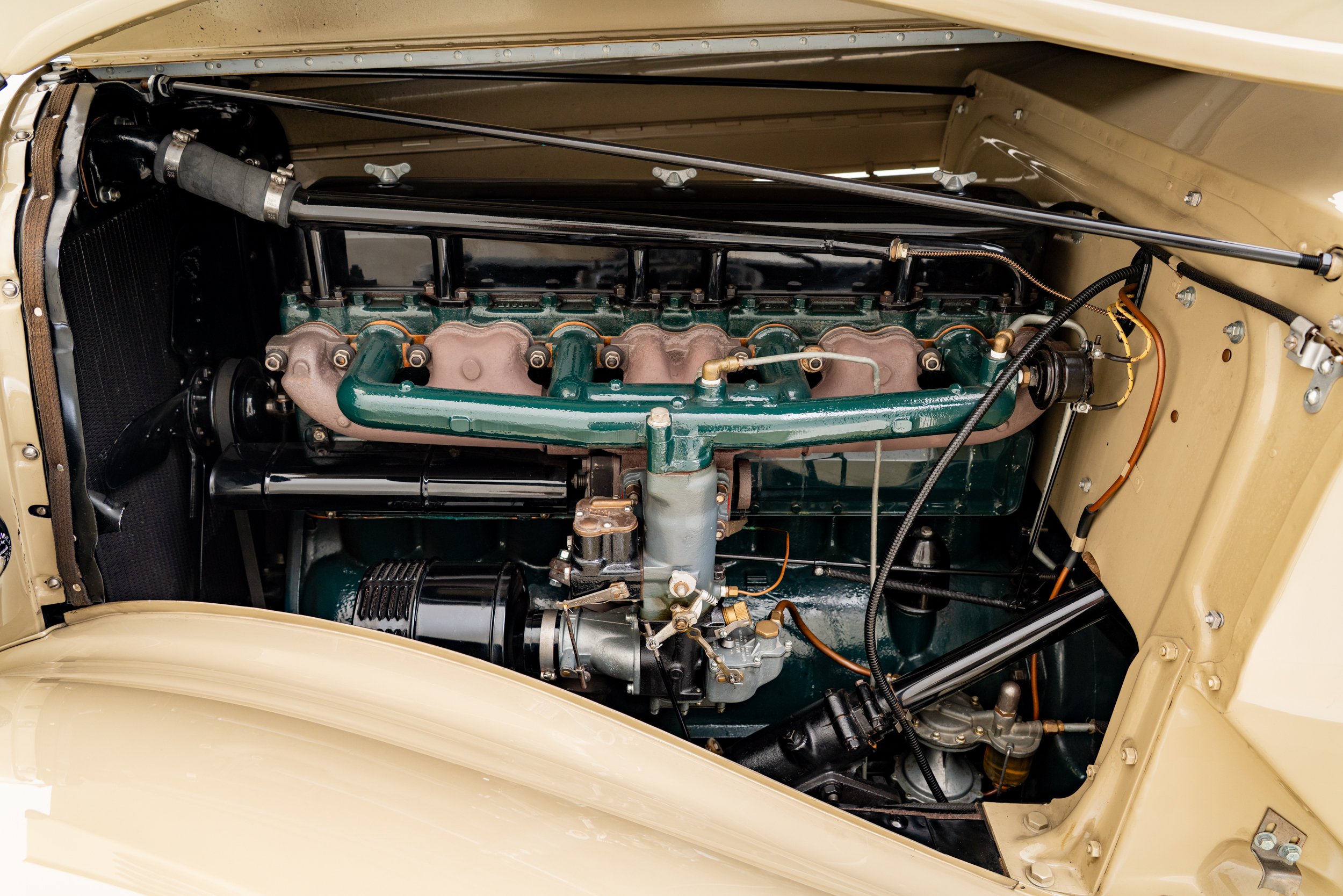 1934 Buick Series 90-63.jpg