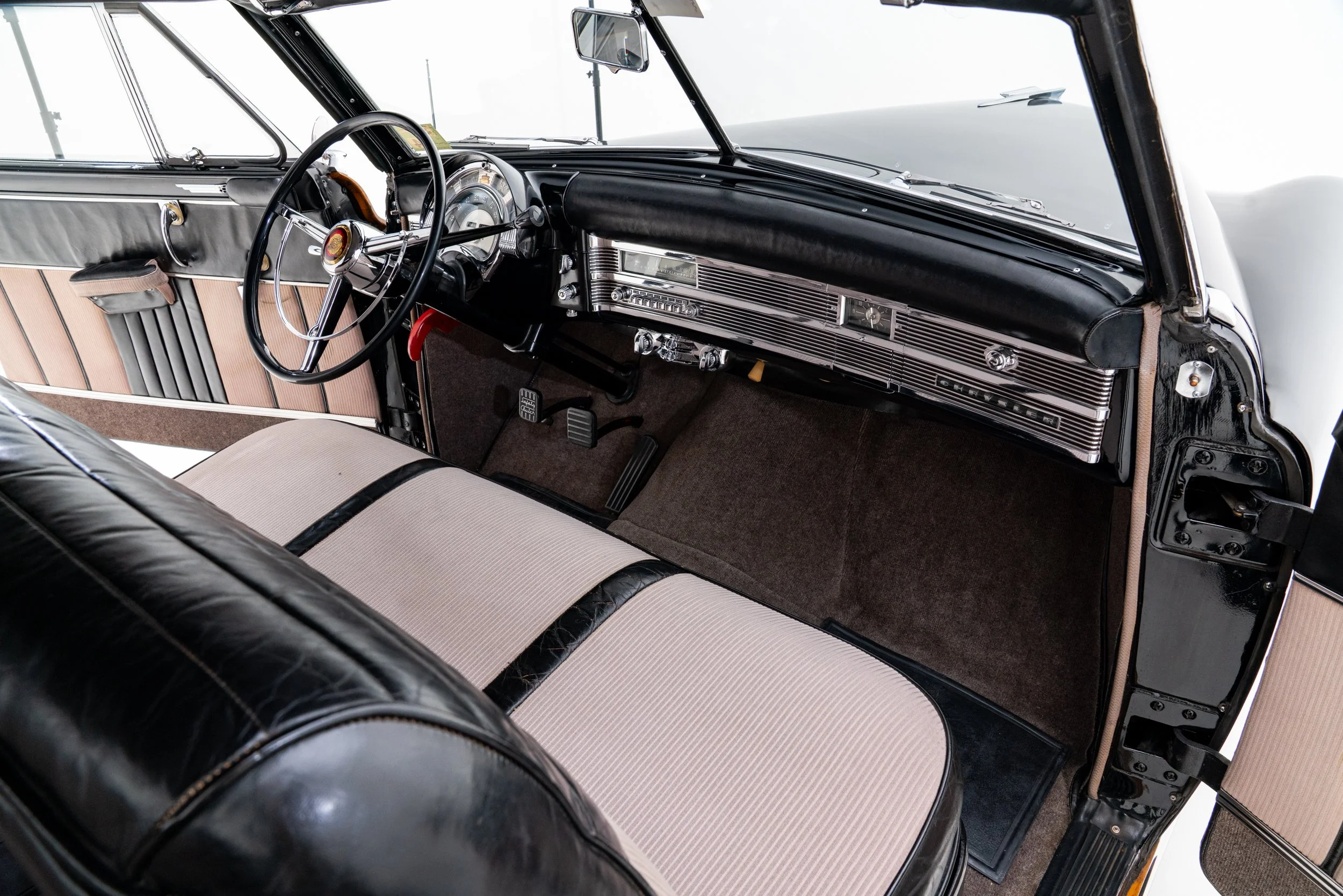 1950 Chrysler Town and Country Newport_Small Images_42.jpg