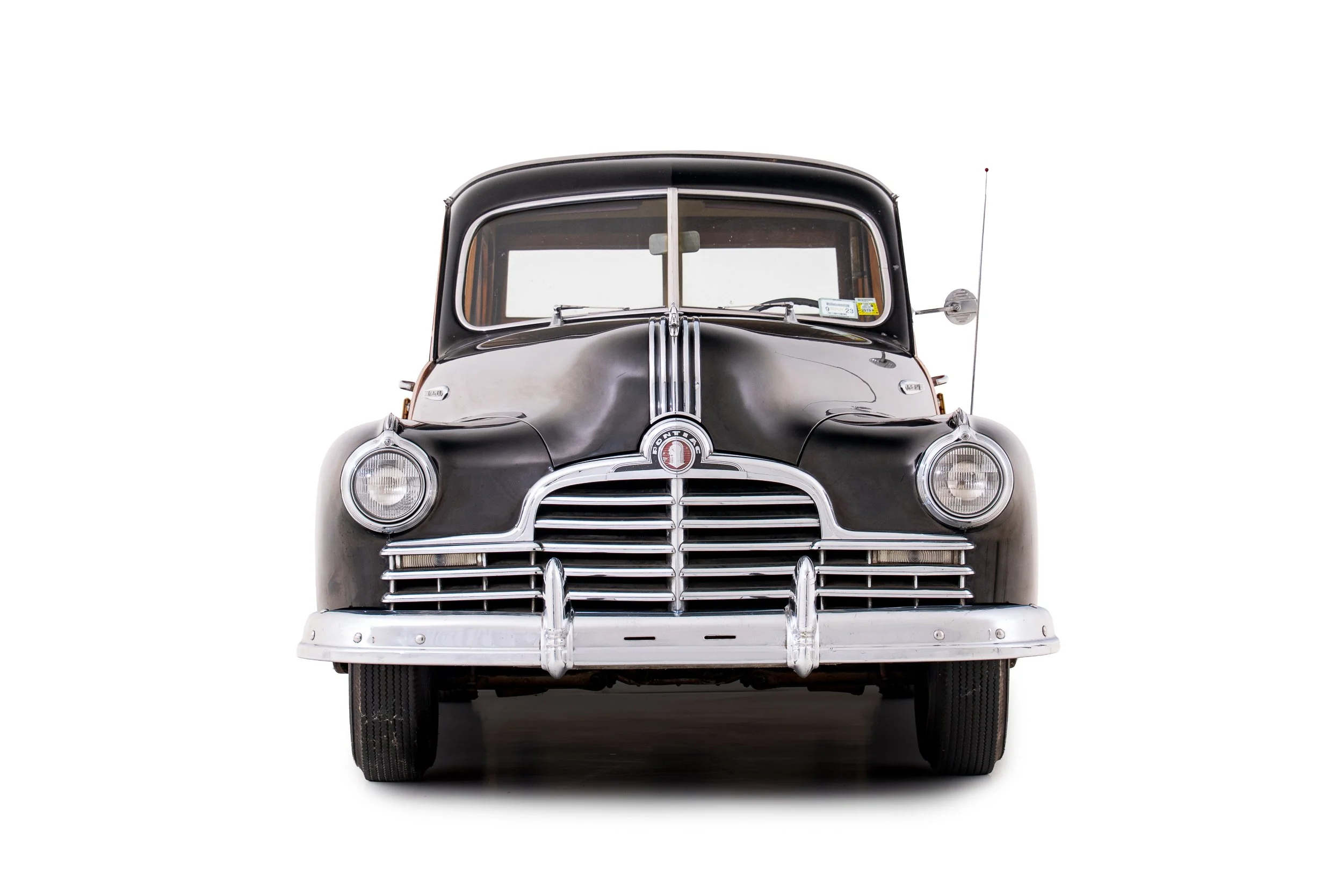 1946 Pontiac Woody Wagon-4.jpg