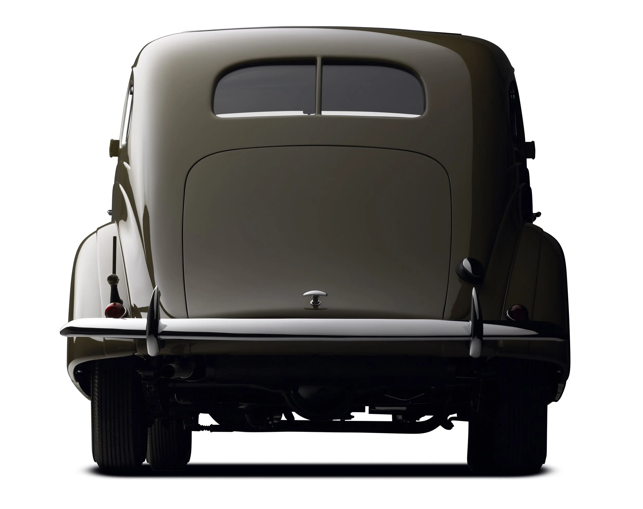 35 Nash Ambassador Eight-rear.jpg
