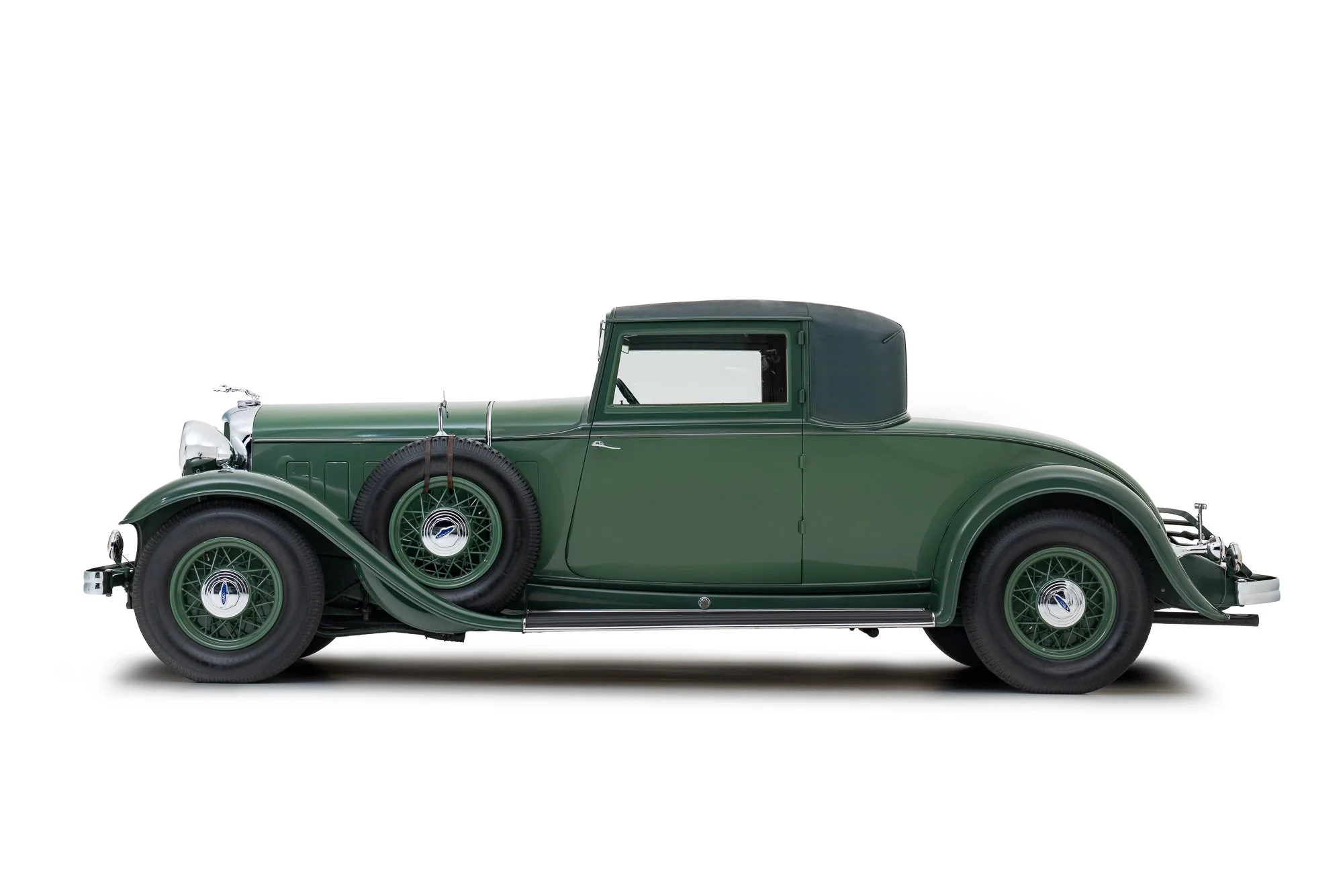 1932 Lincoln KB by Judkins-008.jpg