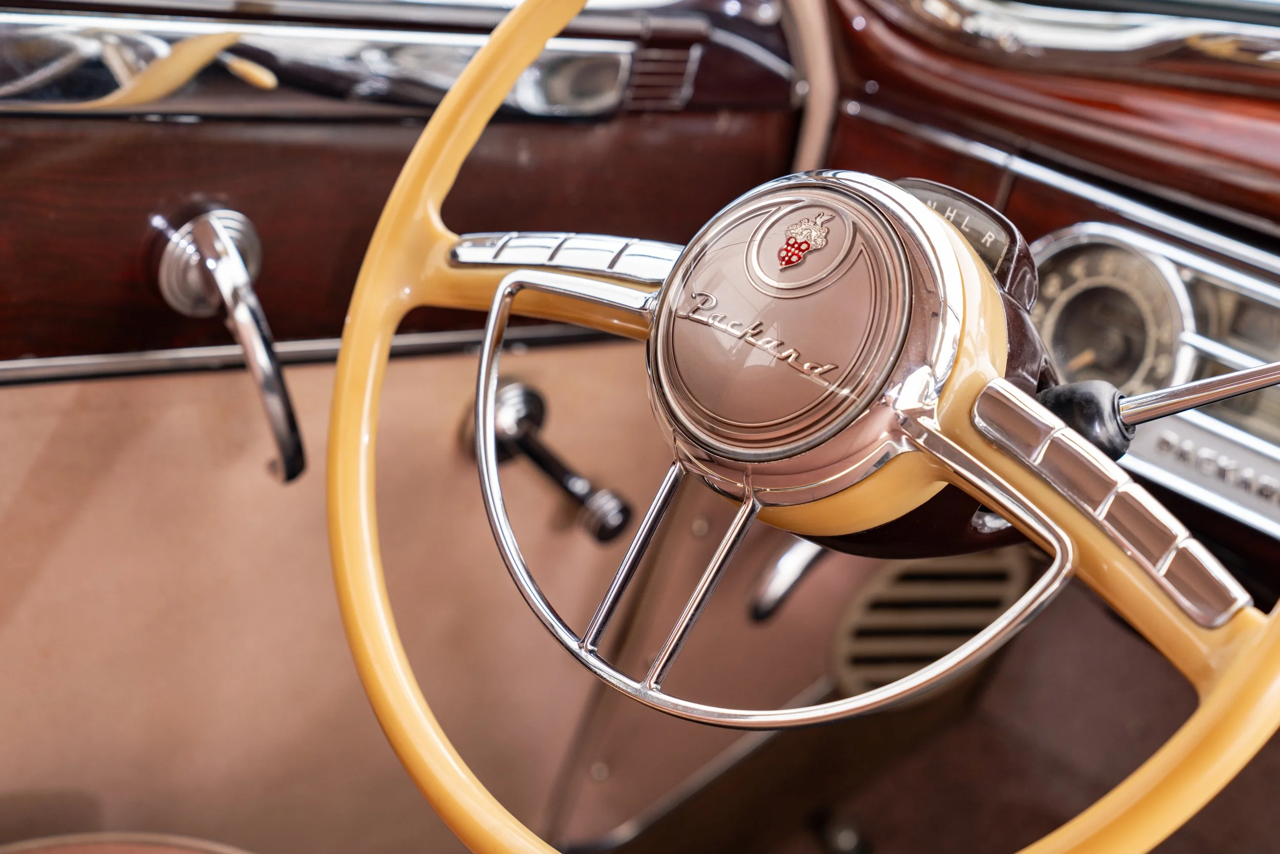 1949 Packard Sedan_-32.jpg