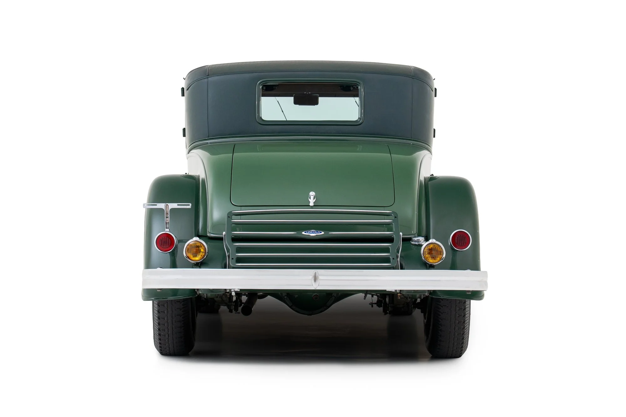 1932 Lincoln KB by Judkins-005.jpg