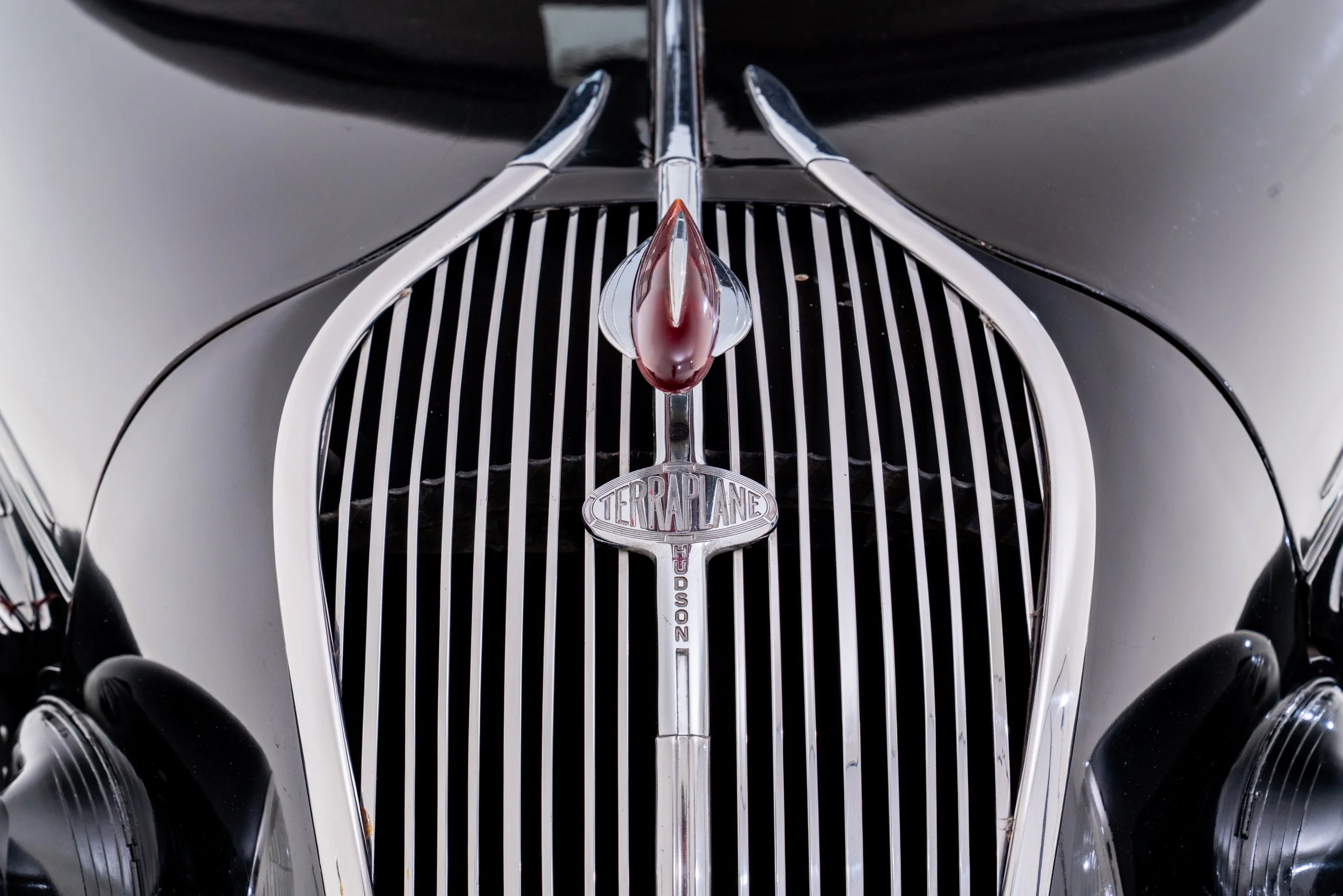 1937 Hudson Terraplane Sedan_-11.jpg