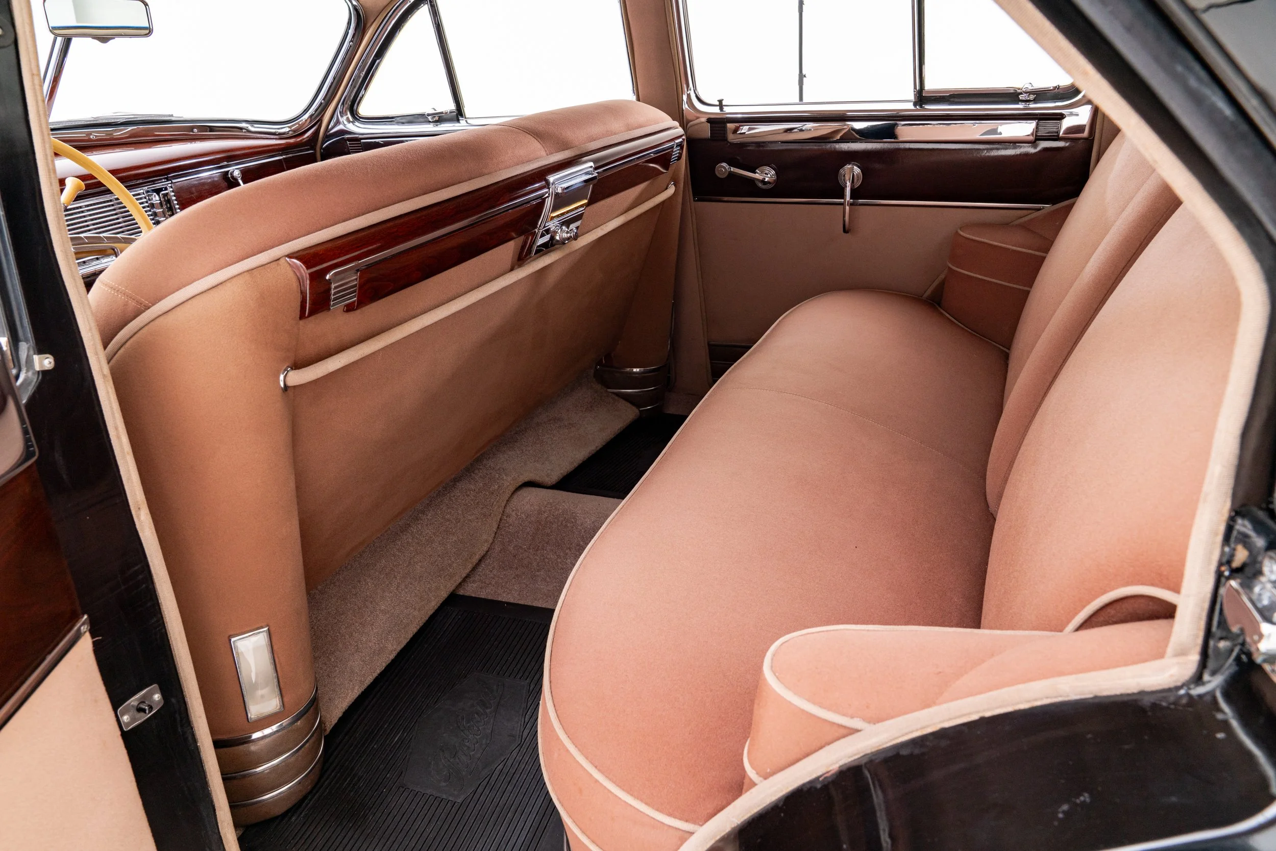 1949 Packard Sedan_-26.jpg