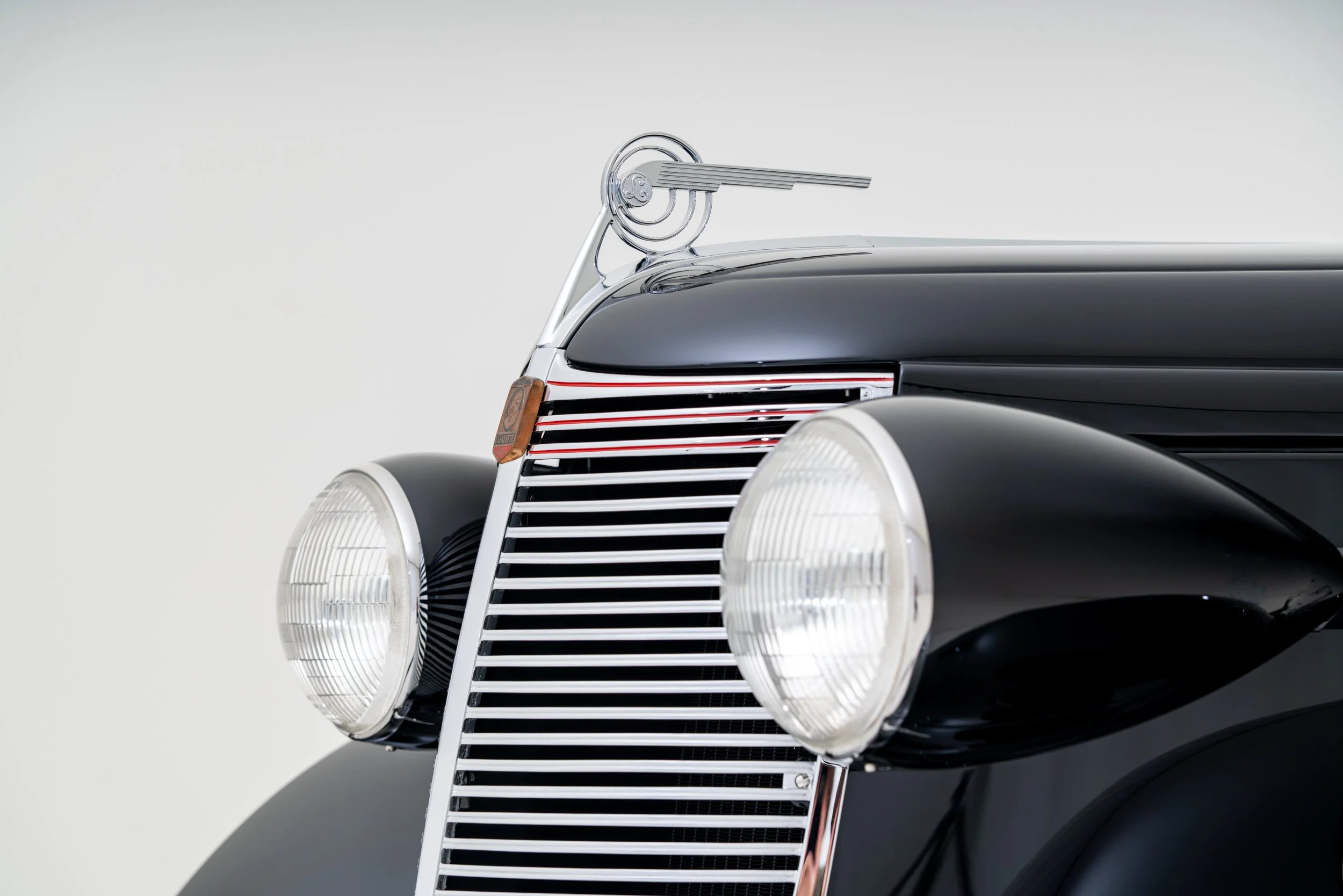 1937 Nash Lafayette 400-7.jpg
