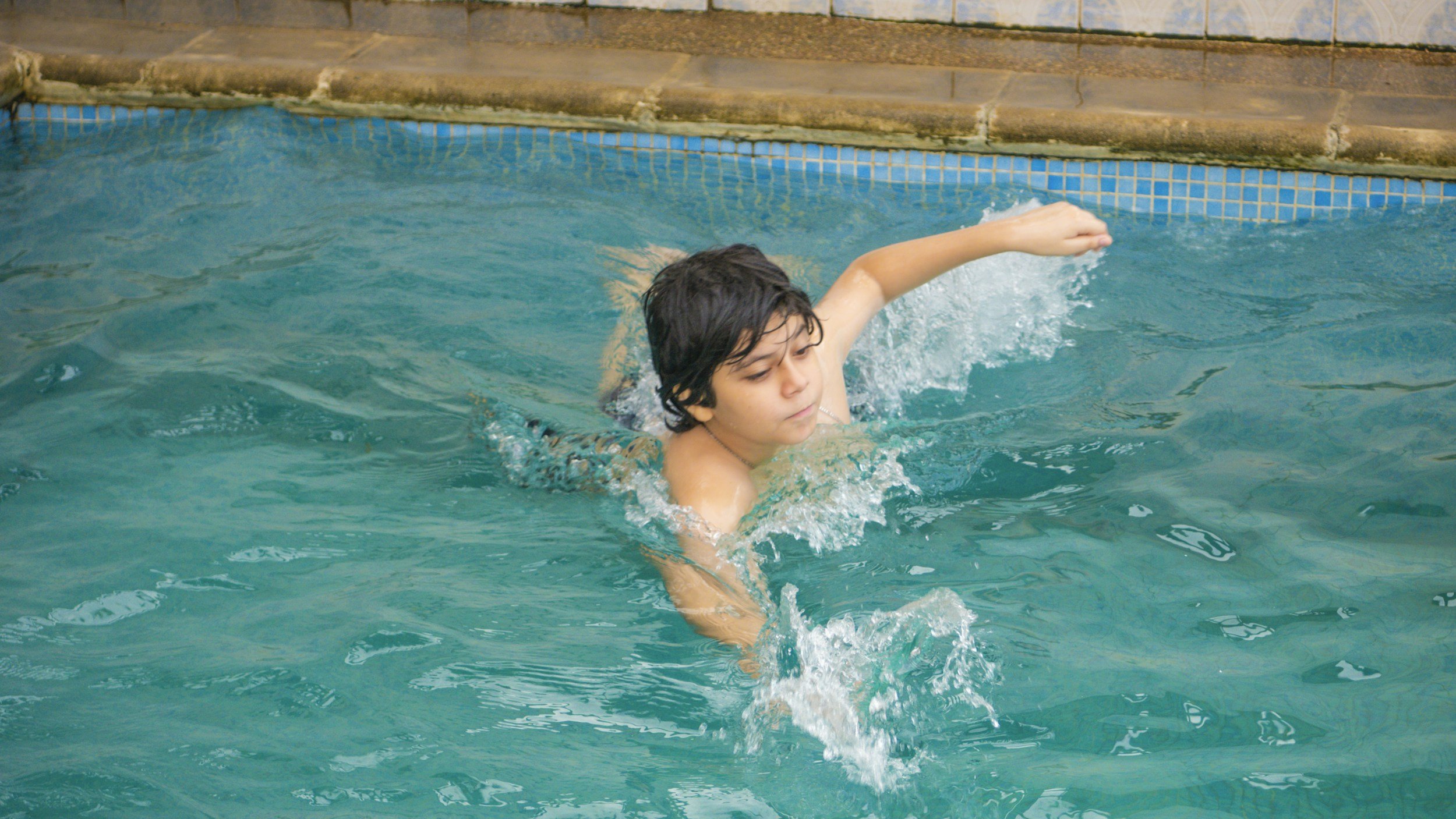 children_swimming_lessons_london
