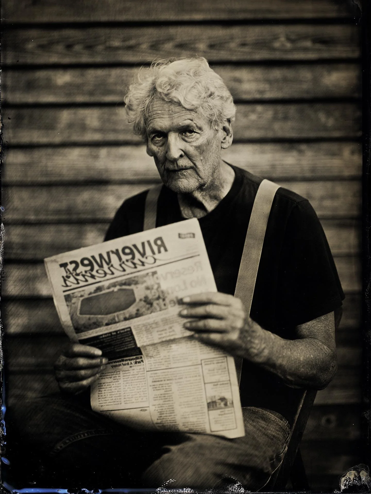 Vince Bushell, Riverwest Currents&rsquo; long-standing publisher and editor, with an original copy of the papers first edition from 2002. 

5x7 natural light tintype shot on an Eastman Kodak 2-D. 

#wetplatecollodion #tintype #ferrotype #tintypephoto