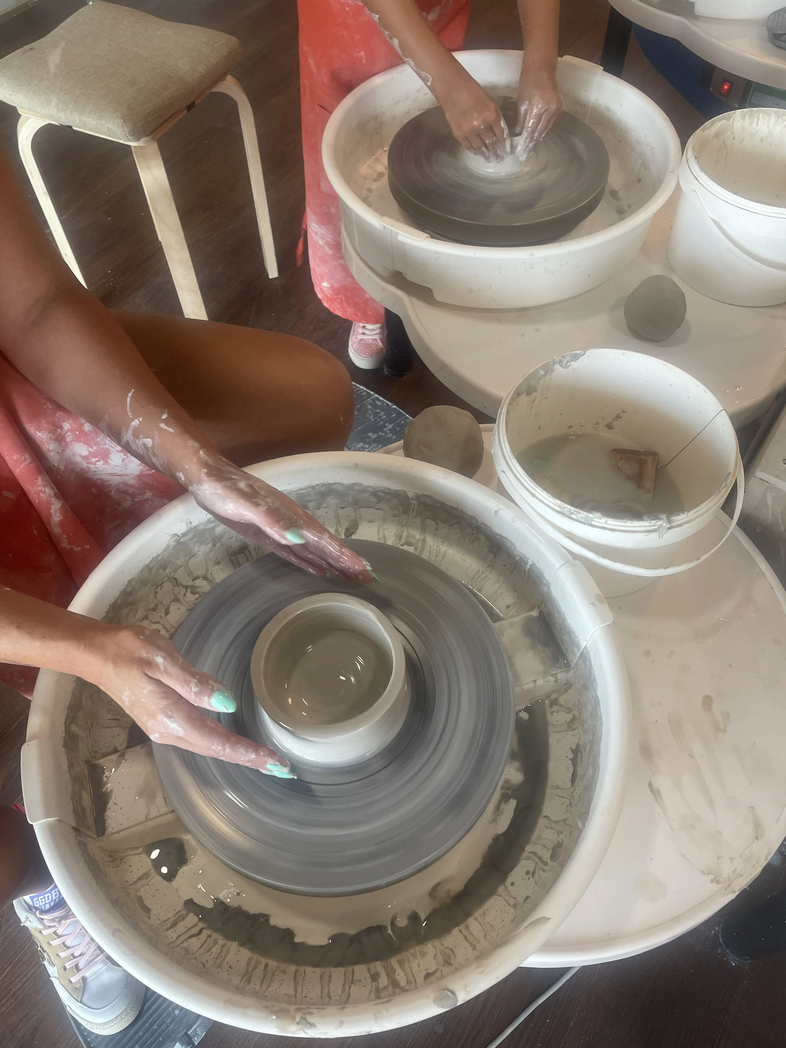 Try The Pottery Wheel-  $45         

A hands on experience the'll never forget!
Kids can experience the excitement of making pottery on a real pottery wheel! Our beginner friendly Open Wheel sessions include a demonstration and the opportunity to cr