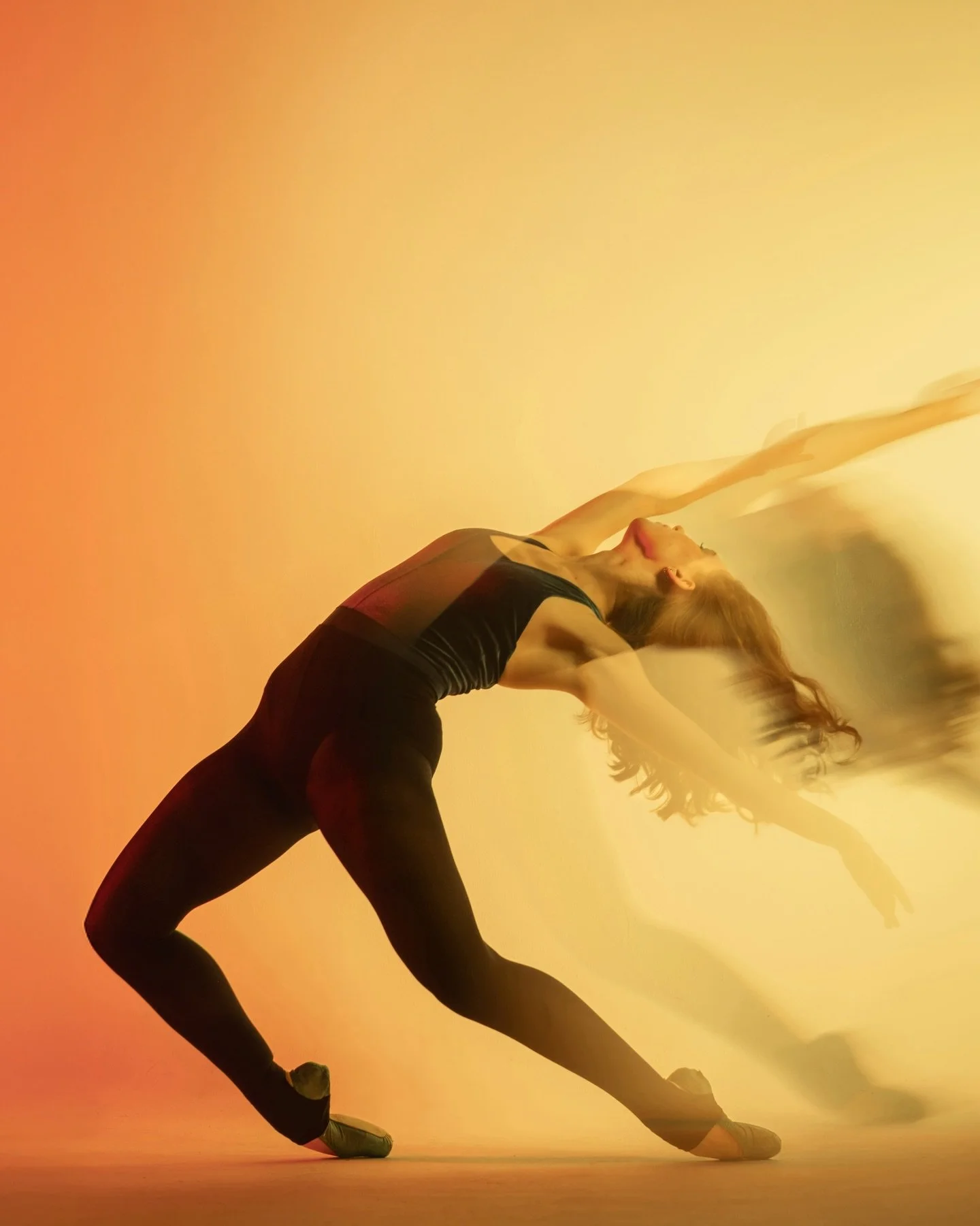 Final set from my shoot with @hannah.woolfenden 💛

So grateful for this collaboration.

Here&rsquo;s to more color, movement, collaborations, and creative joy in 2026.

2025 was a really sweet and special year, one I feel deeply grateful for. I&rsqu