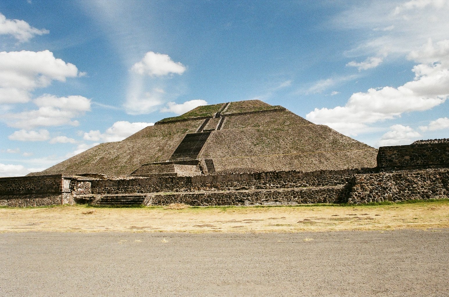 THE PYRAMID OF THE SUN